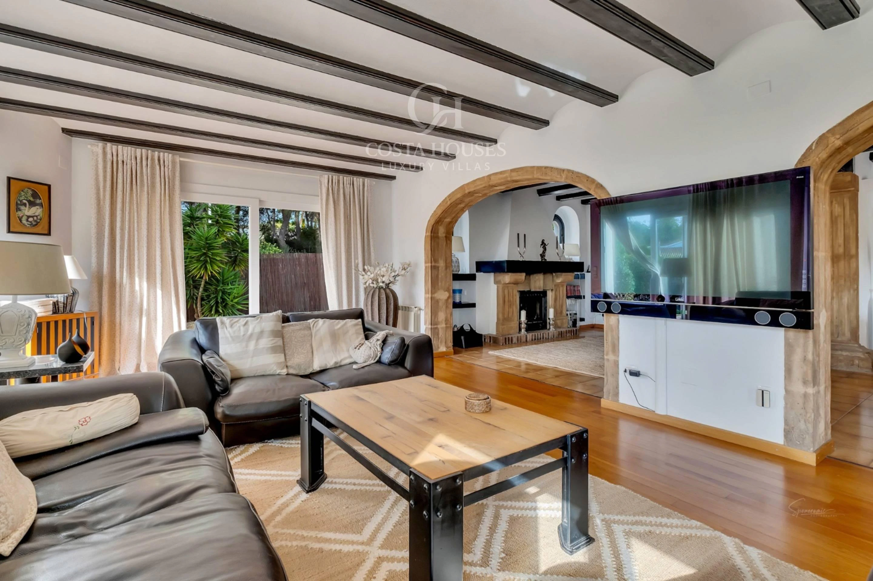 2860V_TOSCA - VILLA TOSCA · ARQUITECTURA MEDITERRANEA Y PRIVACIDAD EN LA LLUCA JAVEA