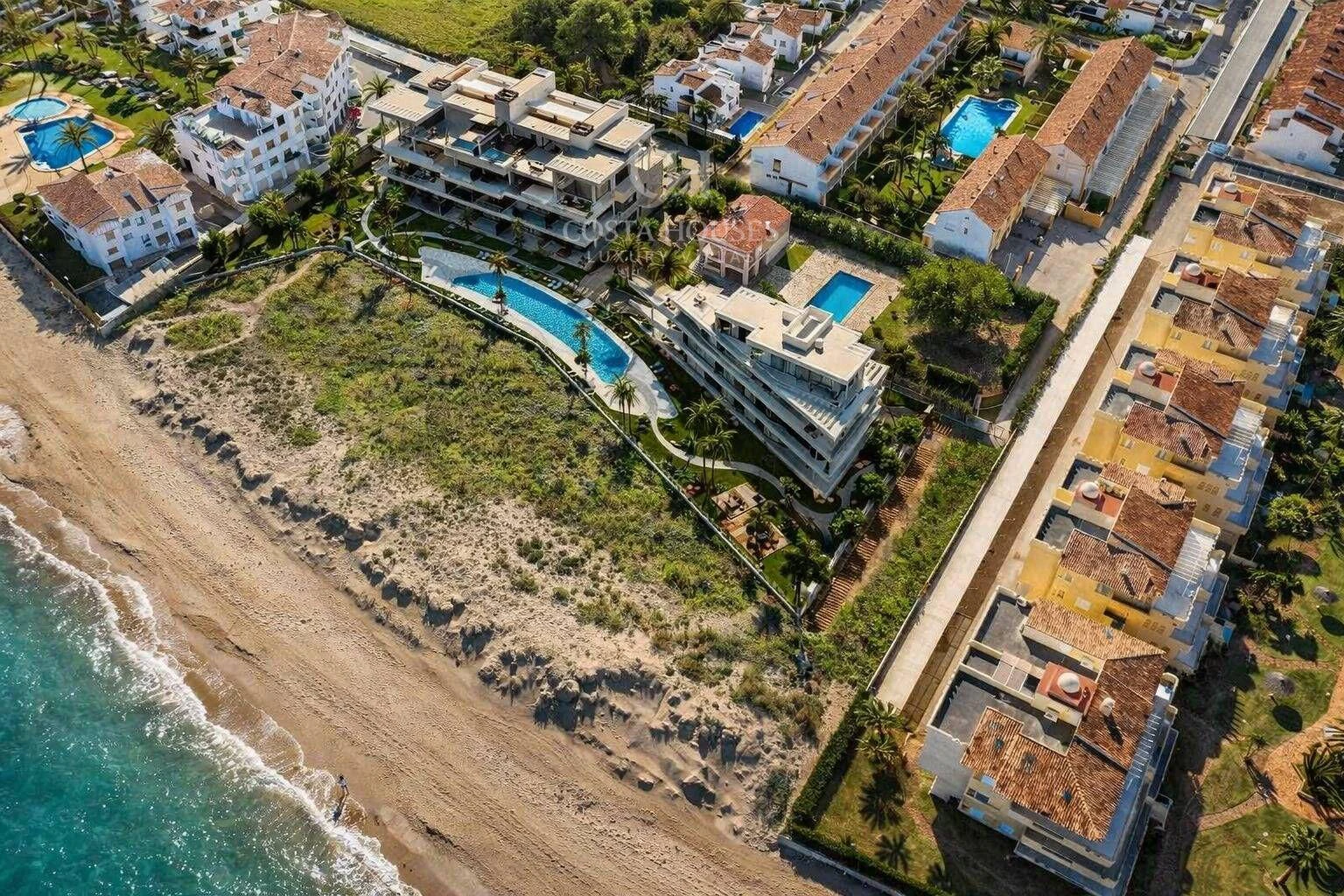 2853AL_DUNAS - PENTHOUSE DIREKT AM MEER IN ERSTER LINIE ZU EINEM SANDSTRAND IN DENIA