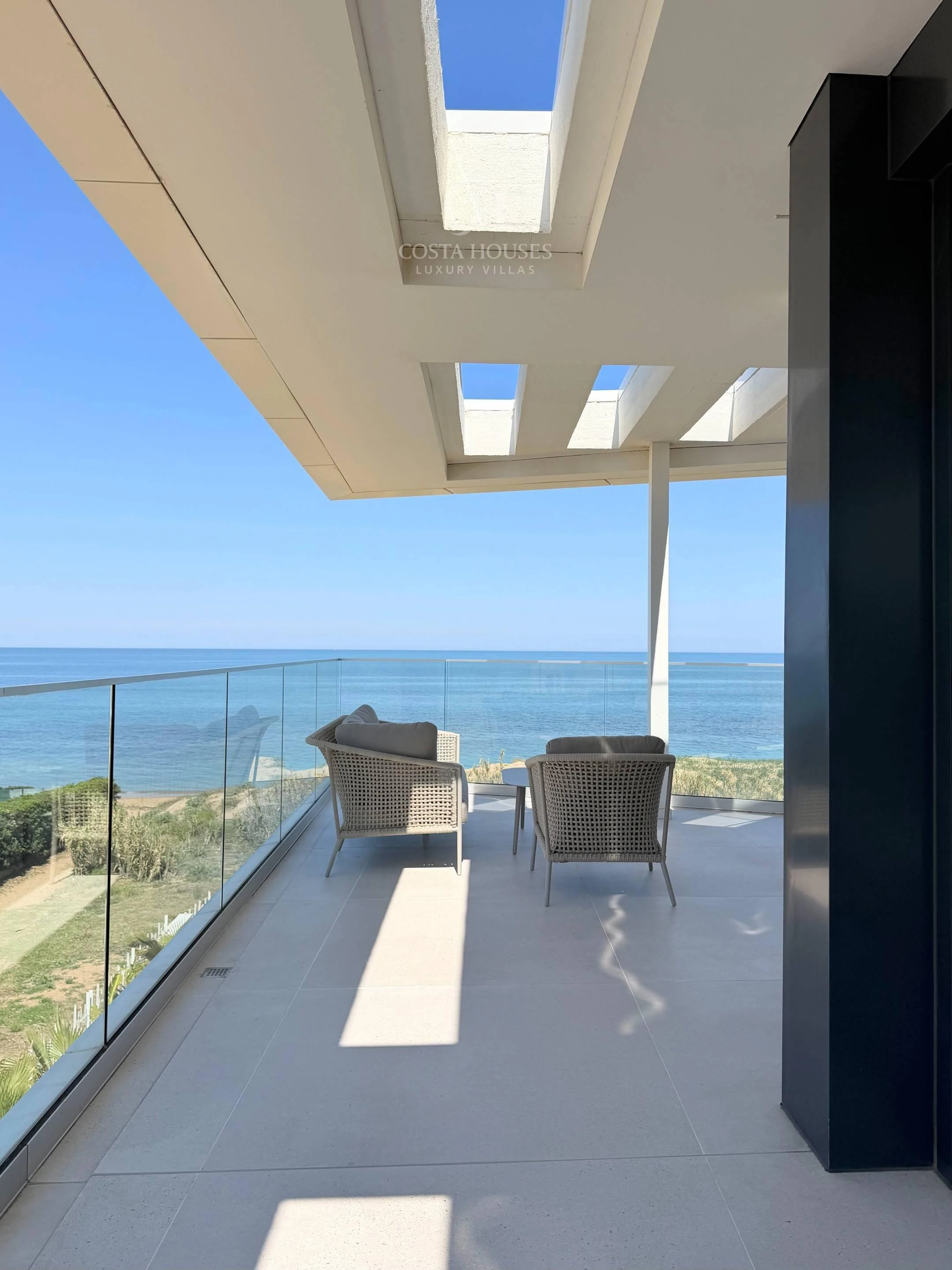 2853AL_DUNAS - PENTHOUSE DIREKT AM MEER IN ERSTER LINIE ZU EINEM SANDSTRAND IN DENIA