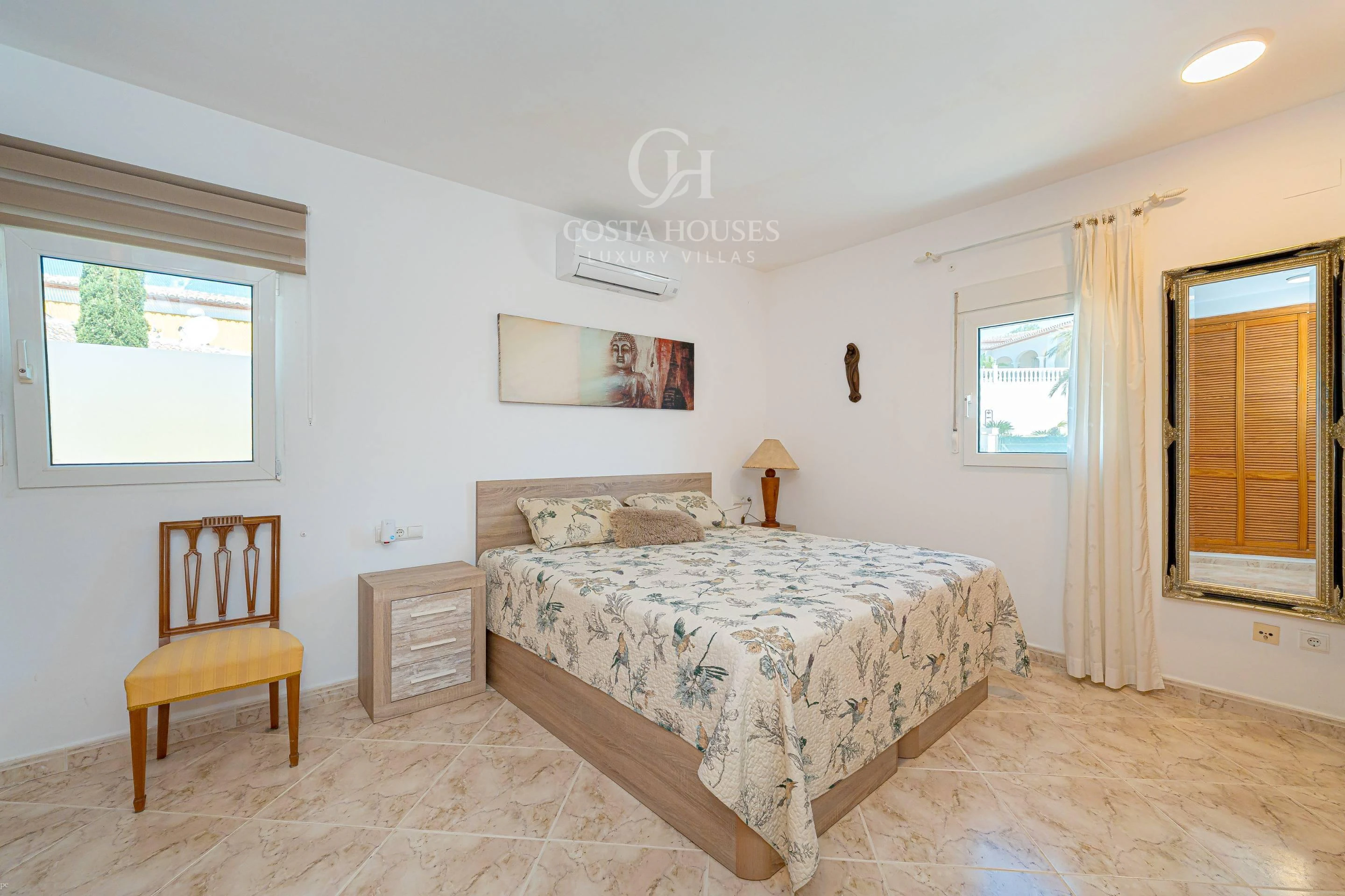 2858V_LUZSERENA - VILLA LUZ SERENA · PRIVATSPHÄRE, NATÜRLICHES LICHT UND MEDITERRANER LEBENSSTIL IN JAVEA