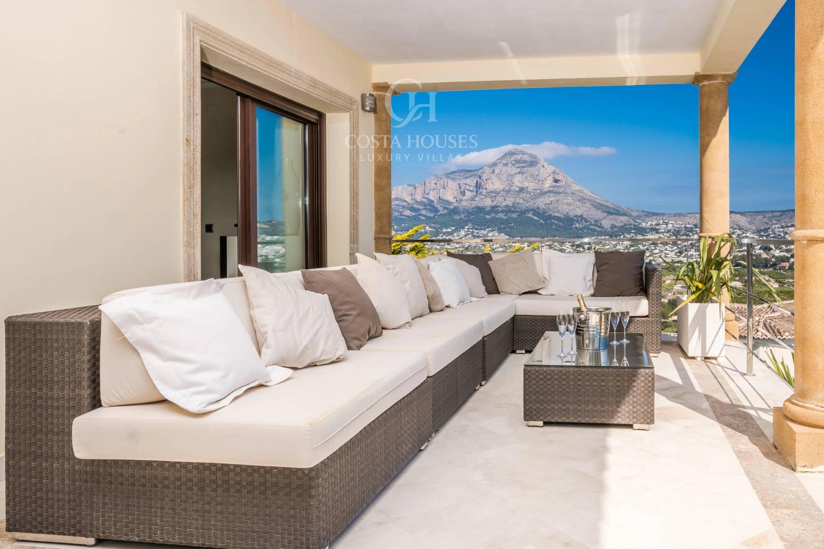 2855V_KUTSANES - VILLA KUTSANES · PANORAMABLICK MIT MEERBLICK ZWISCHEN MONTGO UND MITTELMEER IN JAVEA