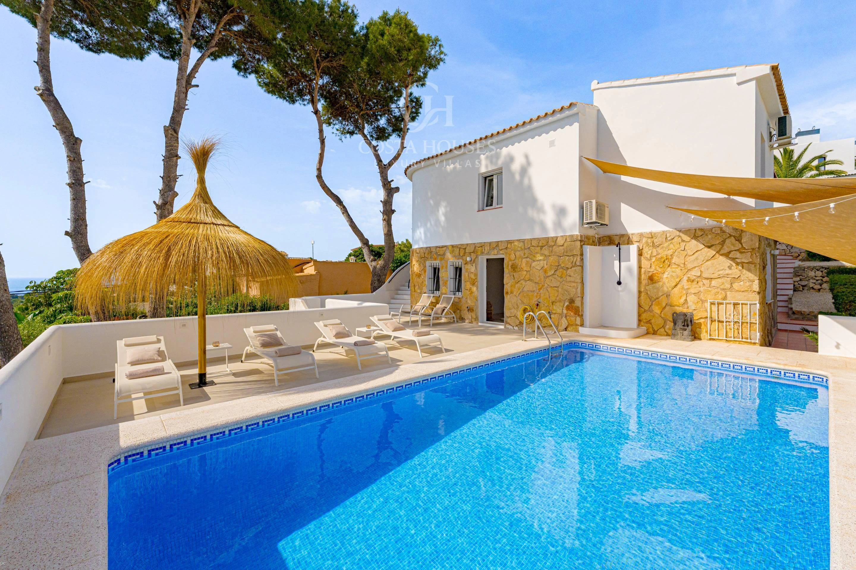 2859V_BRISAMORAIRA - VILLA BRISA MORAIRA · MAR, LUZ Y ESENCIA MEDITERRANEA EN LA SABATERA