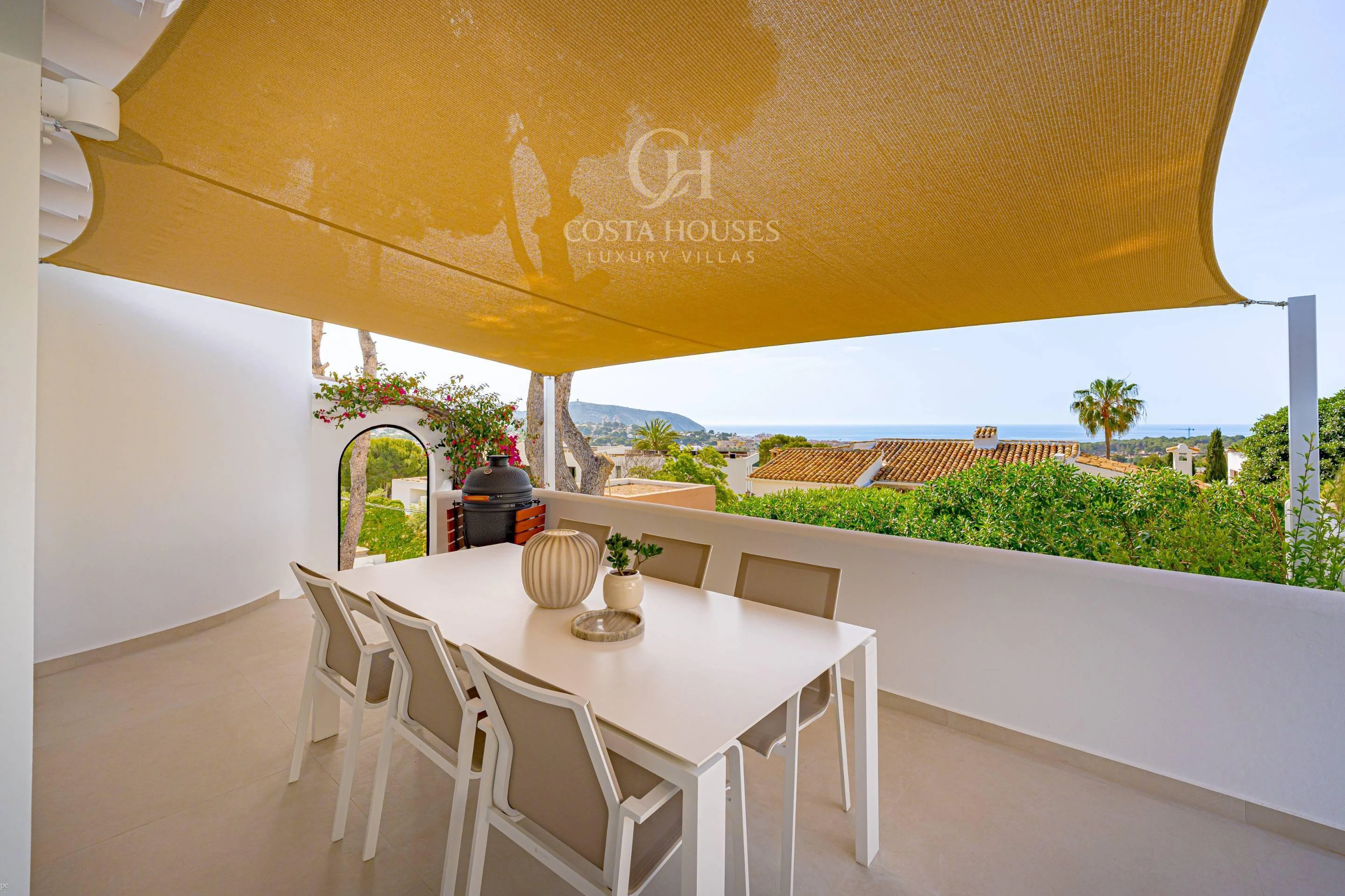 2859V_BRISAMORAIRA - VILLA BRISA MORAIRA · MAR, LUZ Y ESENCIA MEDITERRANEA EN LA SABATERA