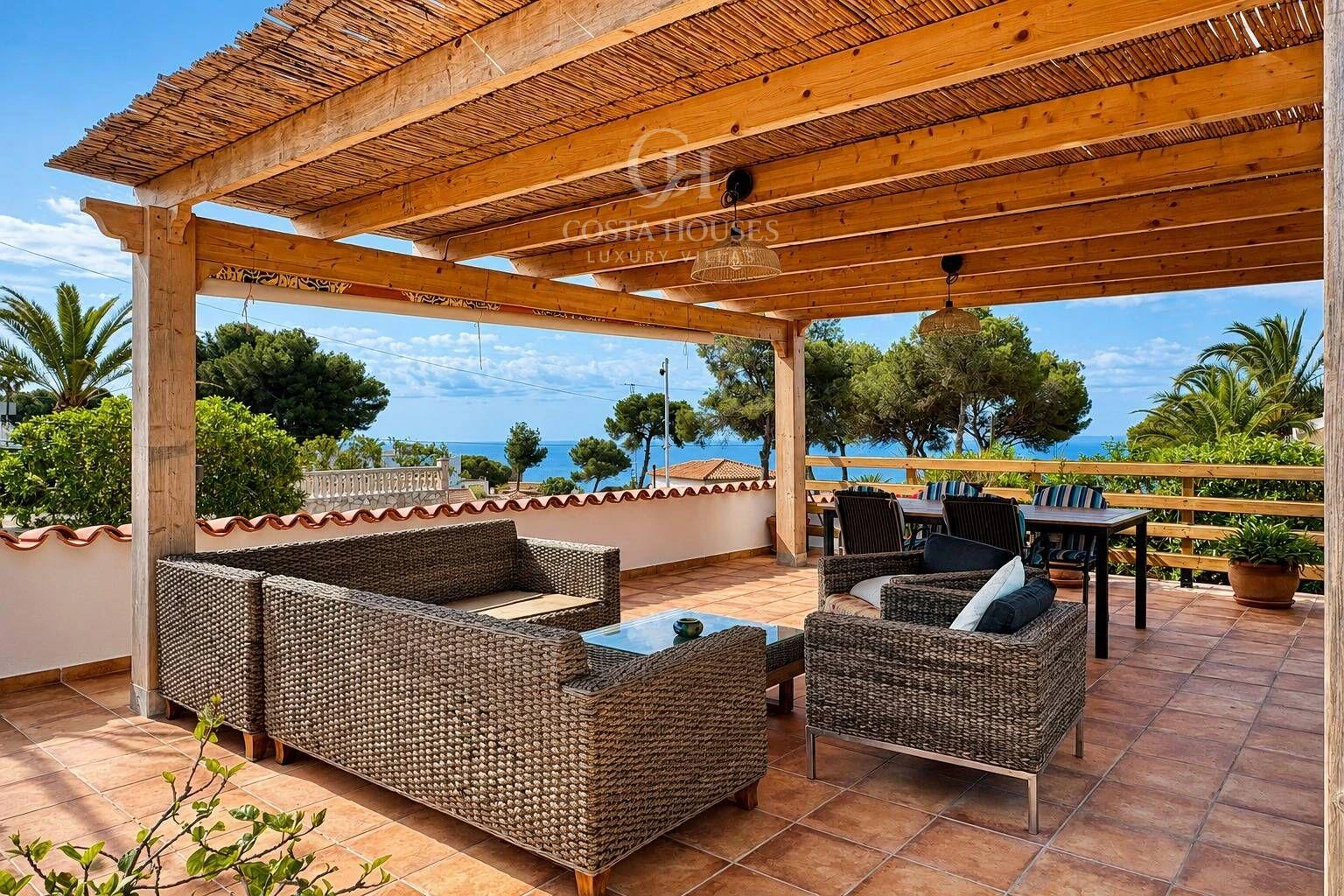 VILLA BALCON AZUL · ESENCIA MEDITERRANEA CON VISTAS AL MAR EN JAVEA