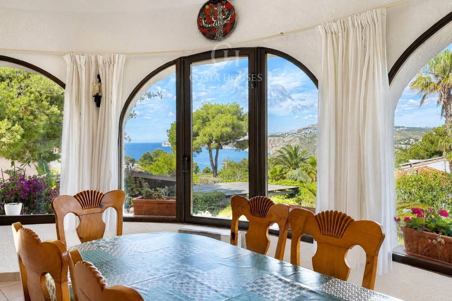 VILLA BALCON AZUL · ESENCIA MEDITERRANEA CON VISTAS AL MAR EN JAVEA