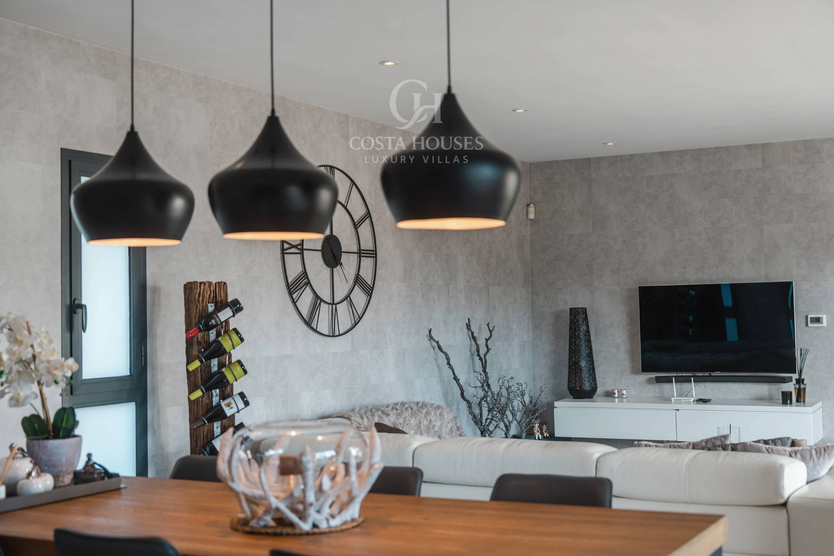 VILLA LUZ DEL SUR · PRIVACIDAD Y DISEÑO CONTEMPORANEO EN SOLPARK MORAIRA