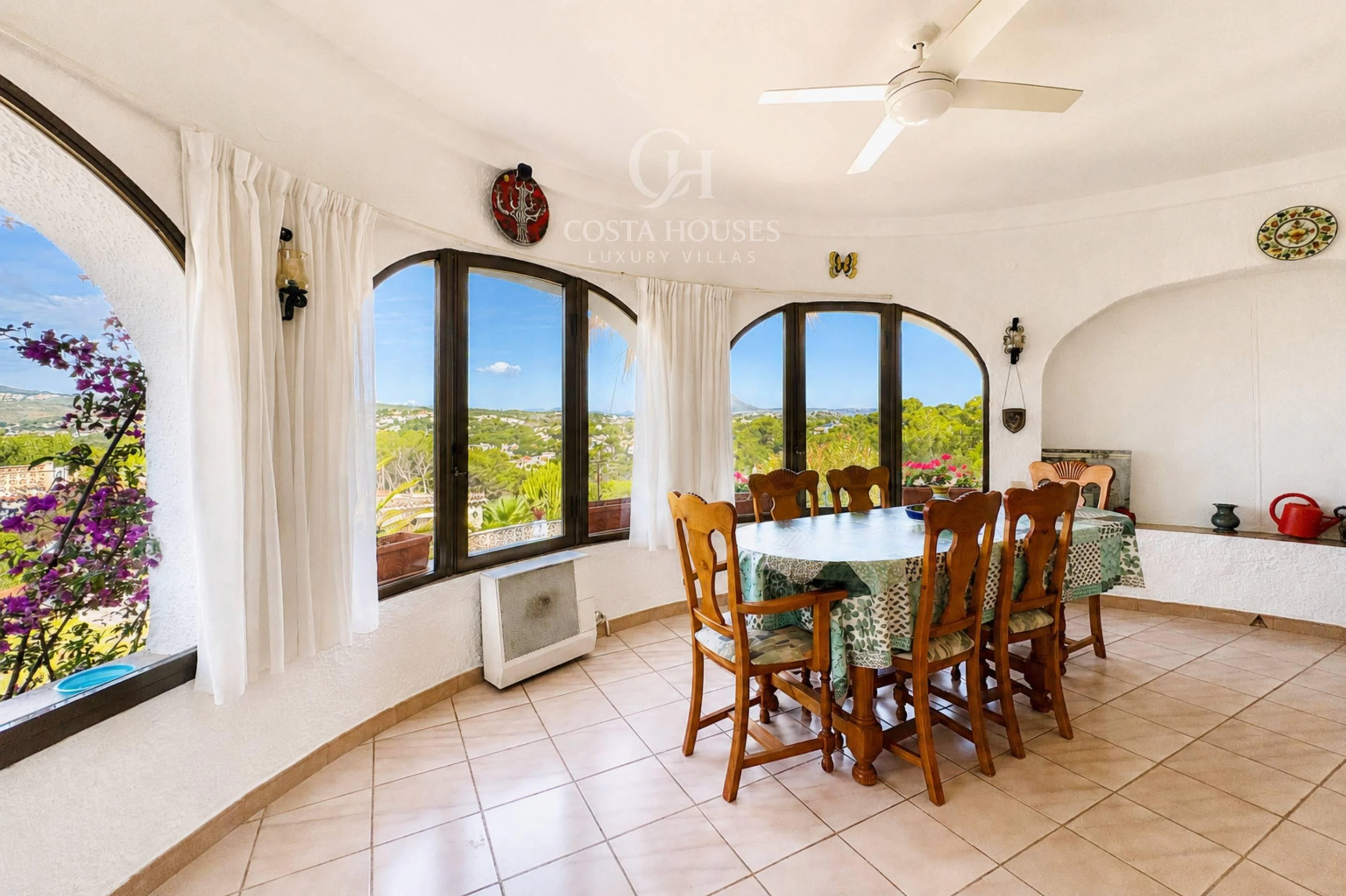 VILLA BALCON AZUL · ESENCIA MEDITERRANEA CON VISTAS AL MAR EN JAVEA