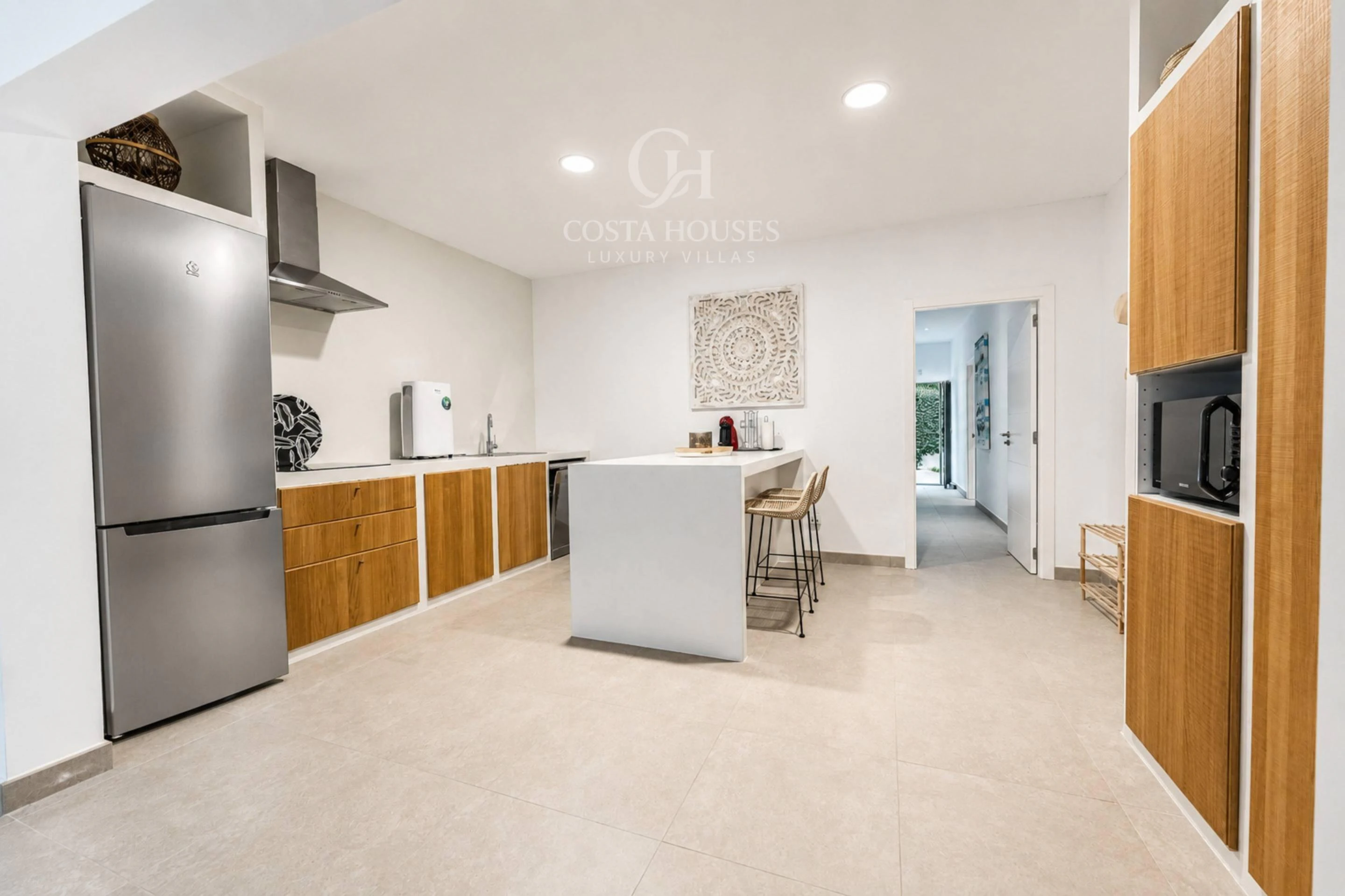 VILLA LUZ DEL SUR · PRIVACIDAD Y DISEÑO CONTEMPORANEO EN SOLPARK MORAIRA