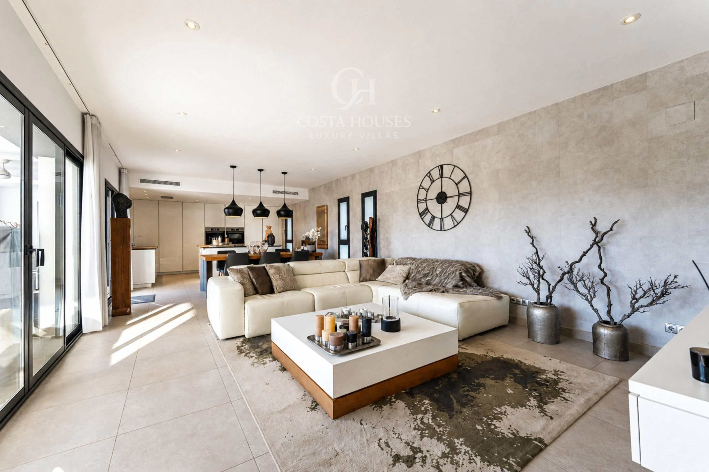 VILLA LUZ DEL SUR · PRIVACIDAD Y DISEÑO CONTEMPORANEO EN SOLPARK MORAIRA