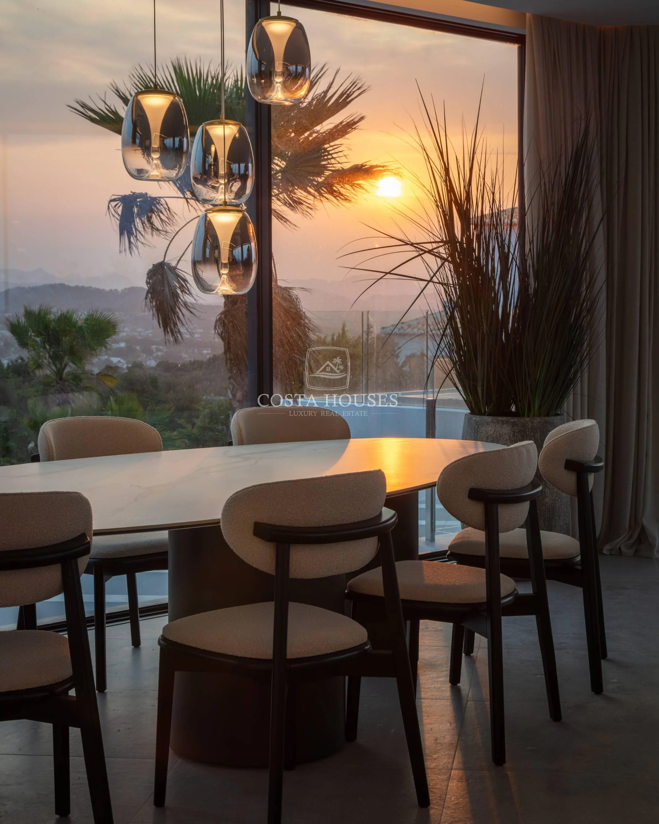 2691VL_THE-HILL - VILLA THE HILL · VILLA CONTEMPORÁNEA CON VISTAS AL MAR EN VENTA EN JÁVEA, COSTA BLANCA