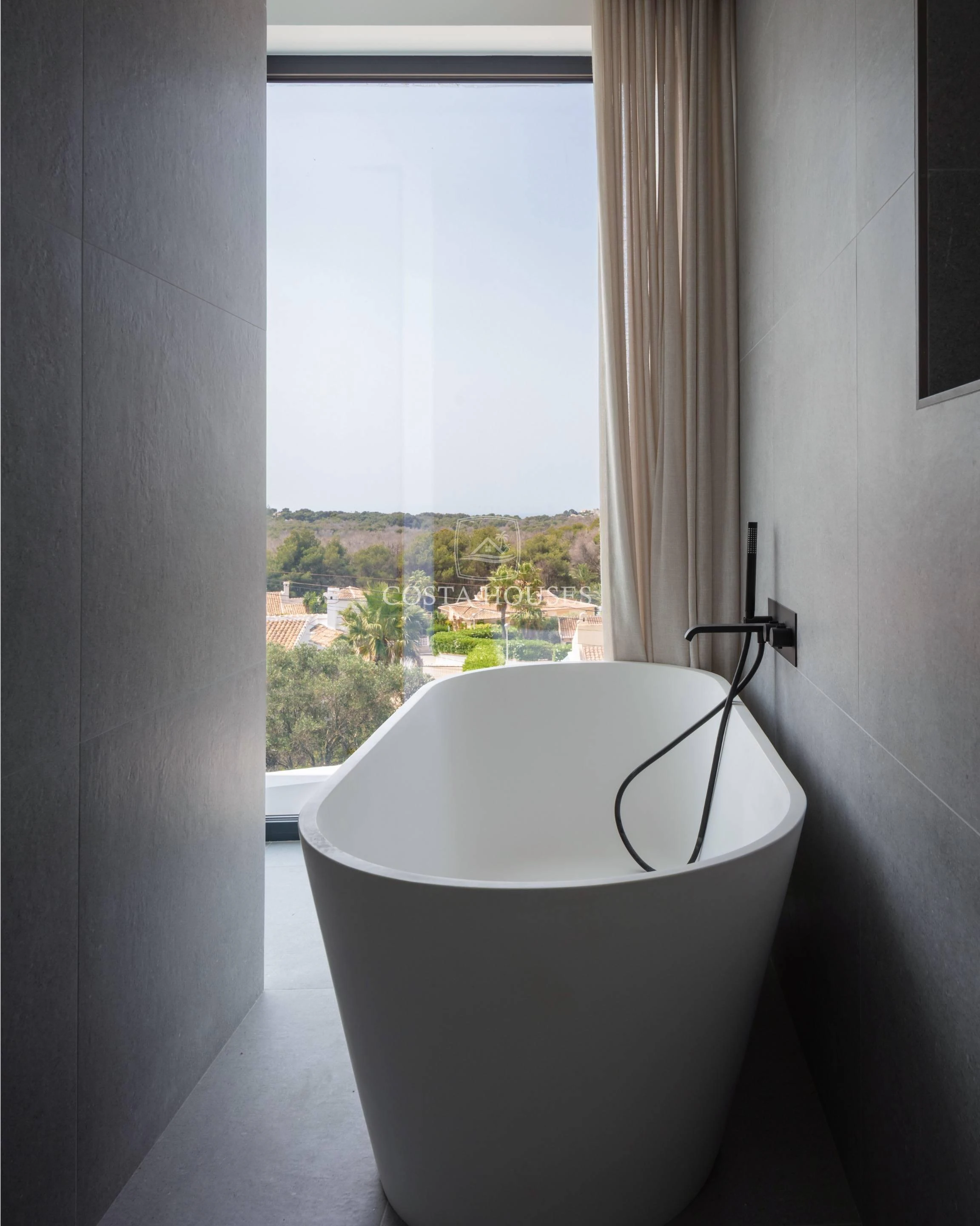2691VL_THE-HILL - VILLA THE HILL · VILLA CONTEMPORÁNEA CON VISTAS AL MAR EN VENTA EN JÁVEA, COSTA BLANCA
