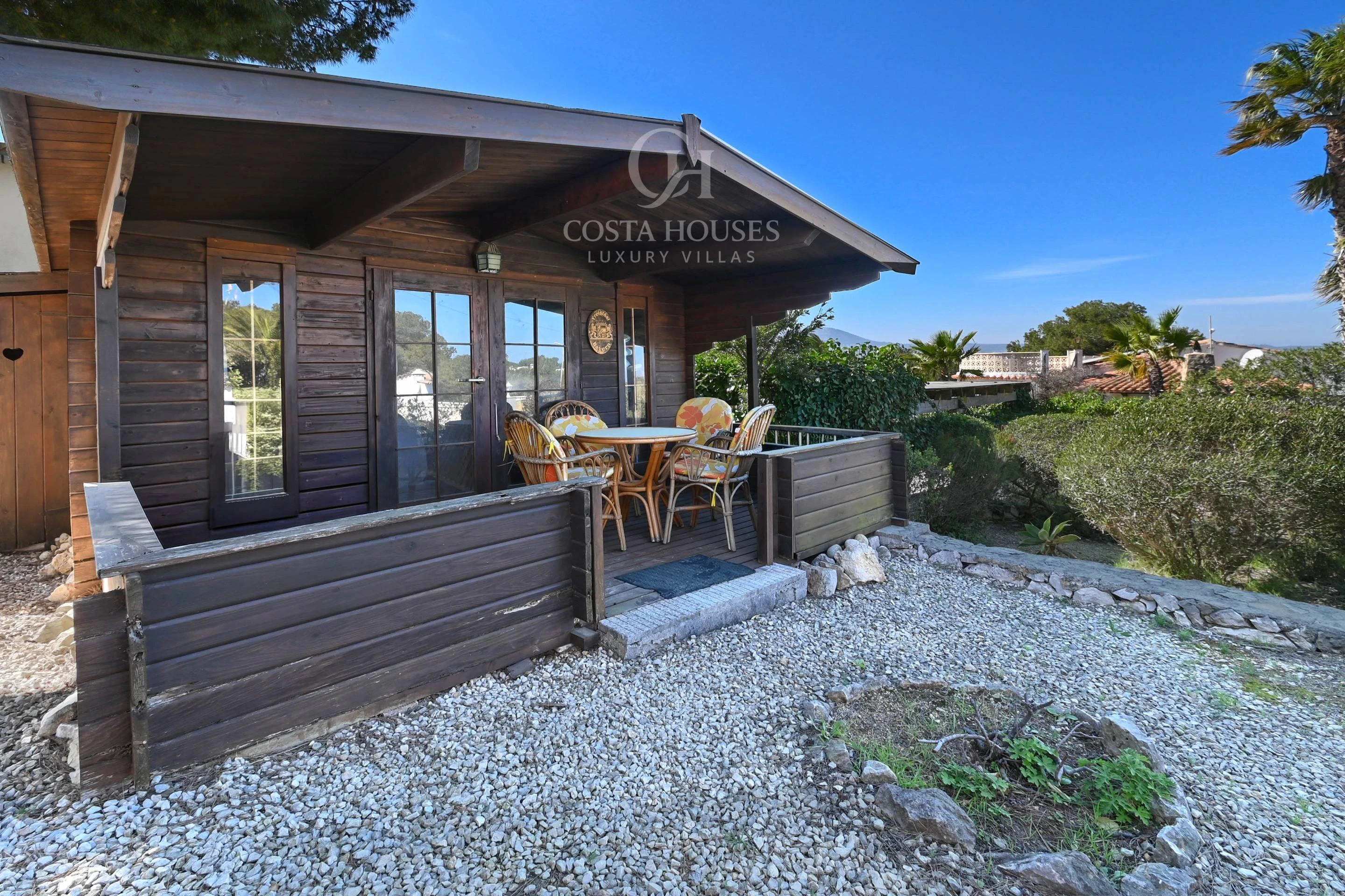 2850V_EUCALIPTO - VILLA EUCALIPTO · VUES MER ET FORT POTENTIEL DE VALORISATION À JÁVEA