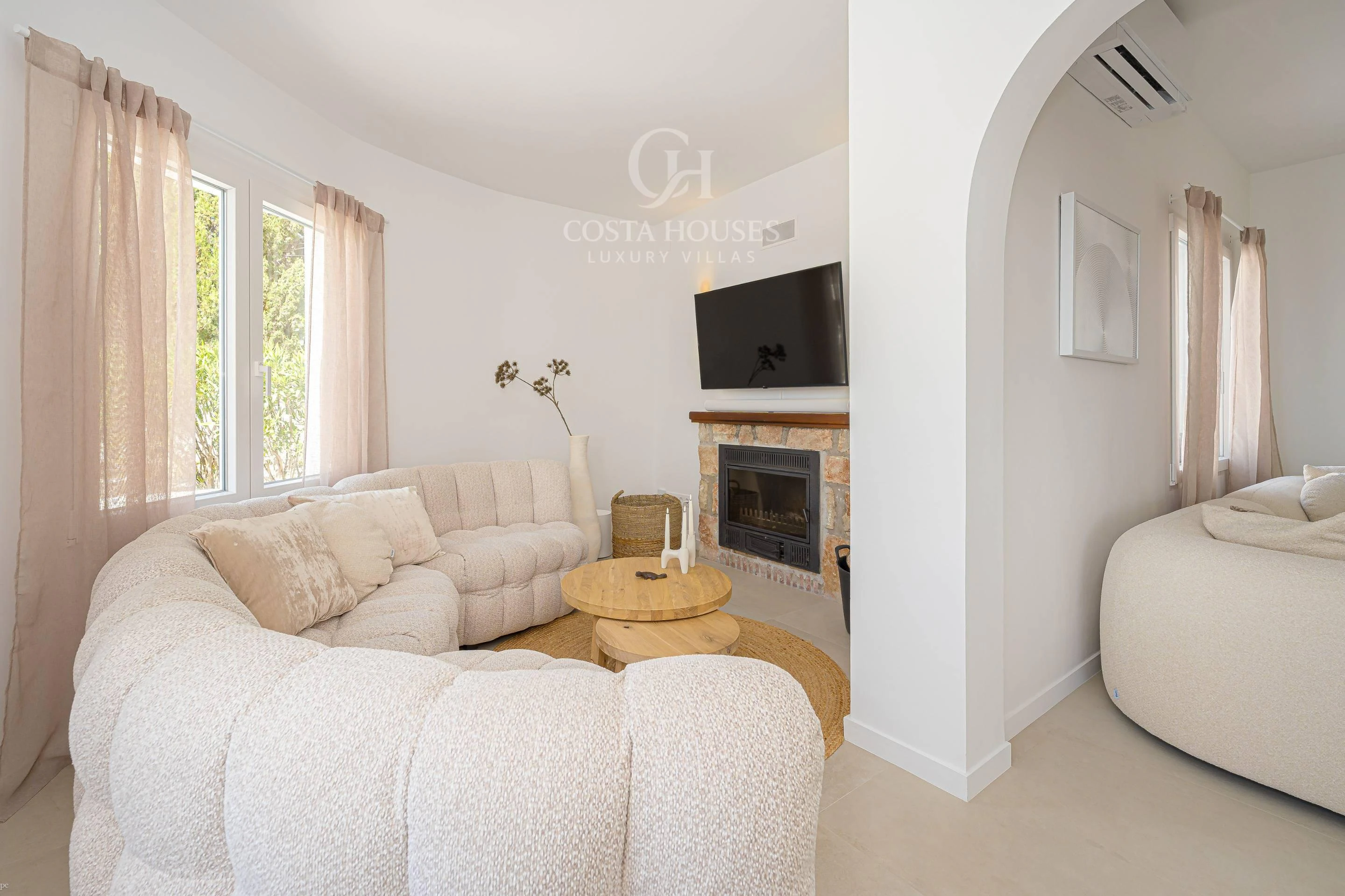 2859V_BRISAMORAIRA - VILLA BRISA MORAIRA · MAR, LUZ Y ESENCIA MEDITERRANEA EN LA SABATERA