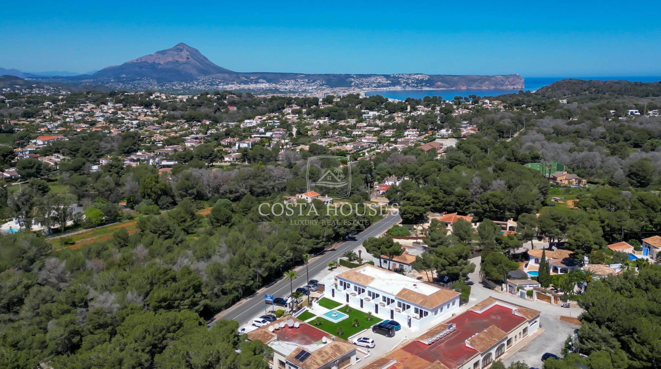 2674AD_SANTORINI - RÉSIDENCE SANTORINI · MAISONS DE STYLE MÉDITERRANÉEN À VENDRE À JAVEA XABIA