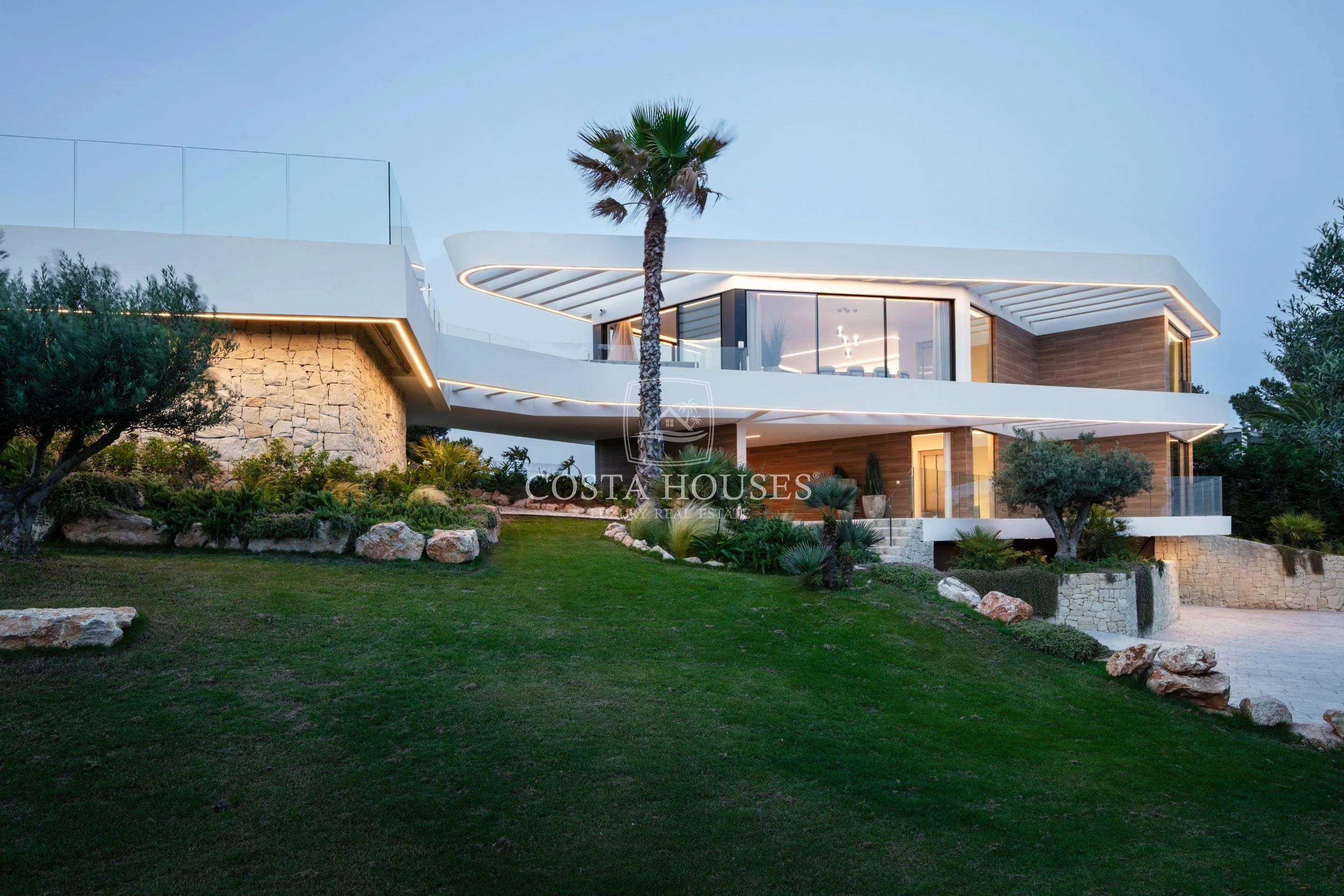2691VL_THE-HILL - VILLA THE HILL · VILLA CONTEMPORÁNEA CON VISTAS AL MAR EN VENTA EN JÁVEA, COSTA BLANCA