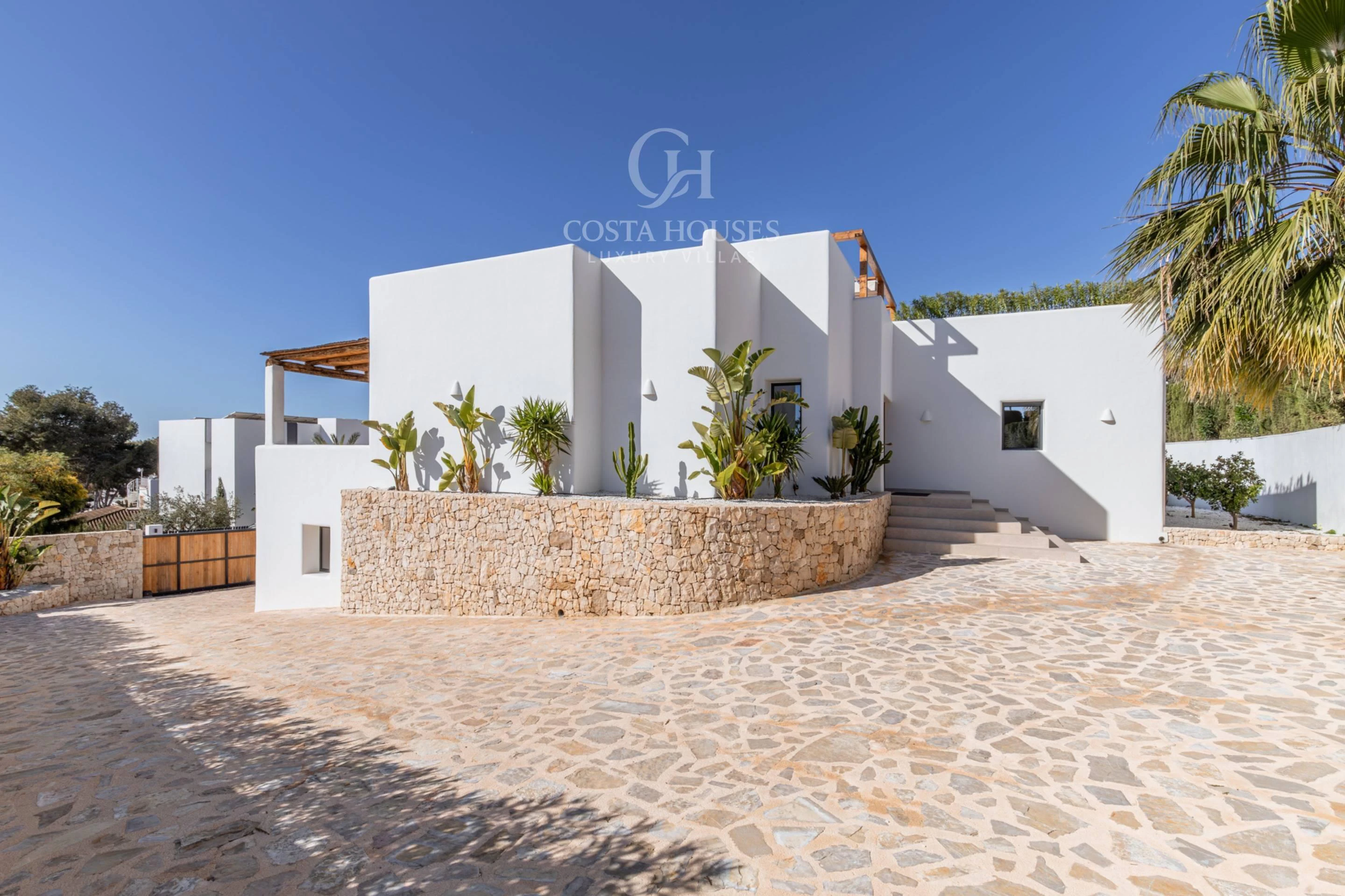 2867VL_AZULIA - VILLA AZULIA · LUMIERE IBIZA ET HORIZON MEDITERRANEEN A MORAIRA