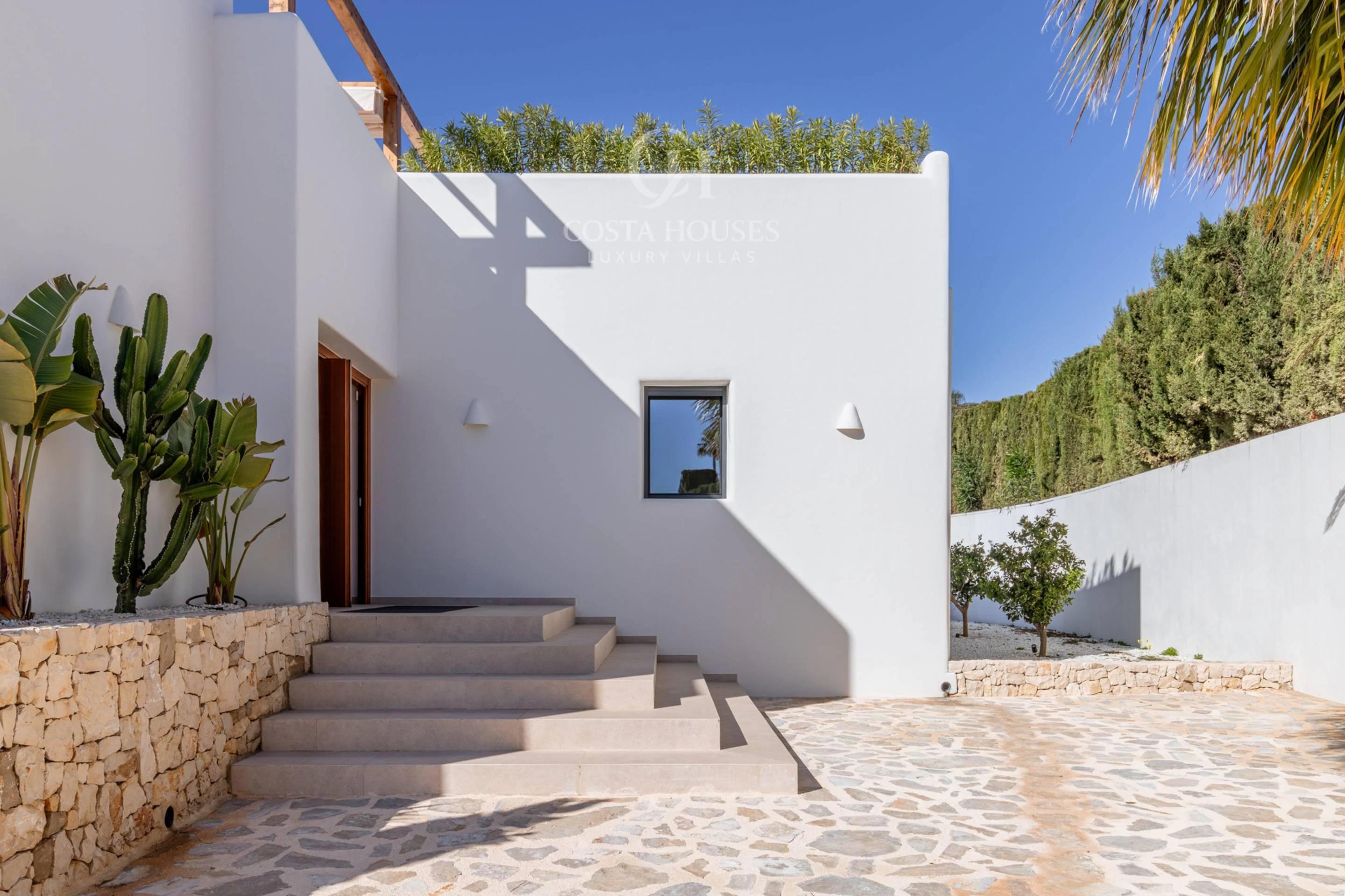 2867VL_AZULIA - VILLA AZULIA · LUMIERE IBIZA ET HORIZON MEDITERRANEEN A MORAIRA