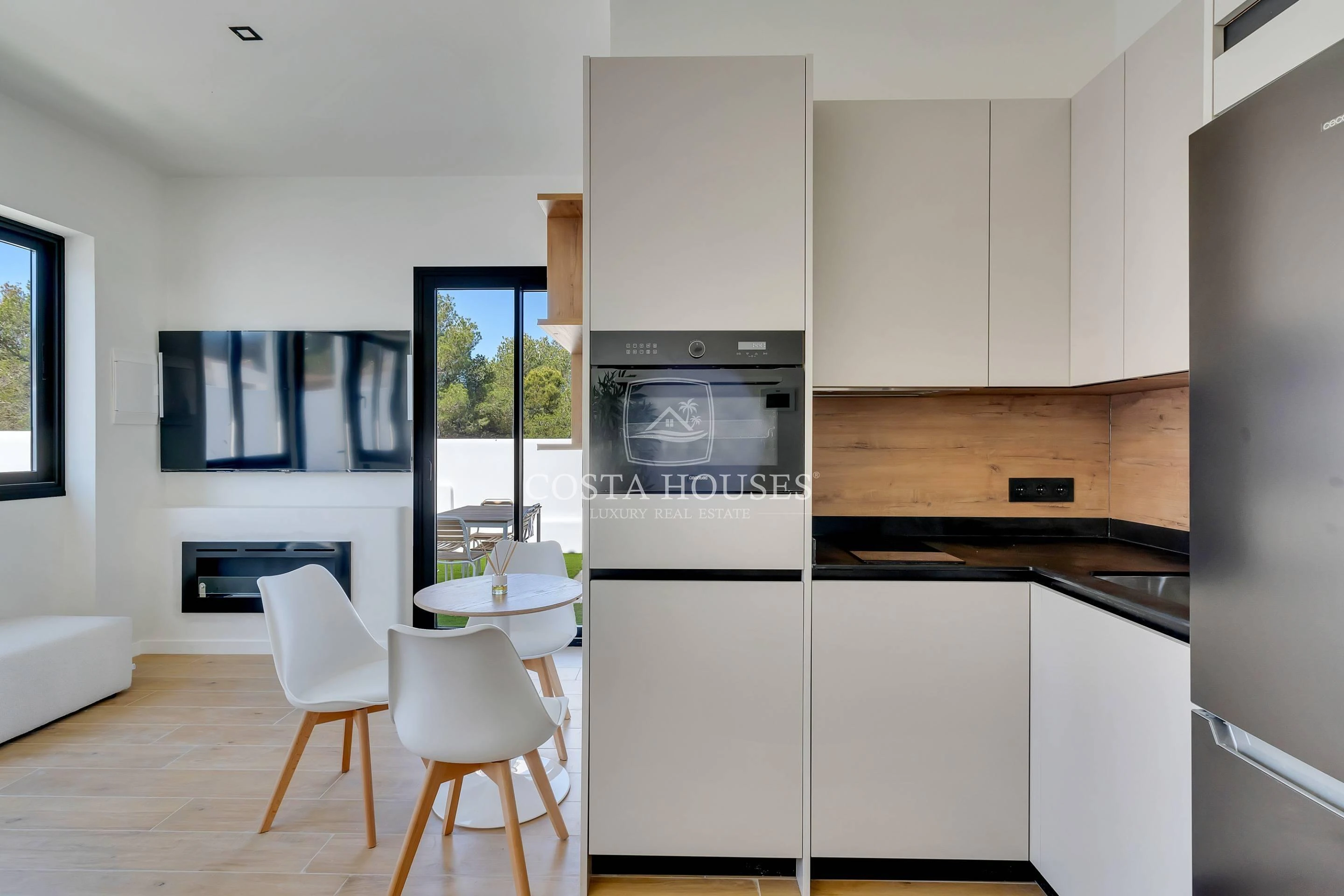 2674AD_SANTORINI - RÉSIDENCE SANTORINI · MAISONS DE STYLE MÉDITERRANÉEN À VENDRE À JAVEA XABIA