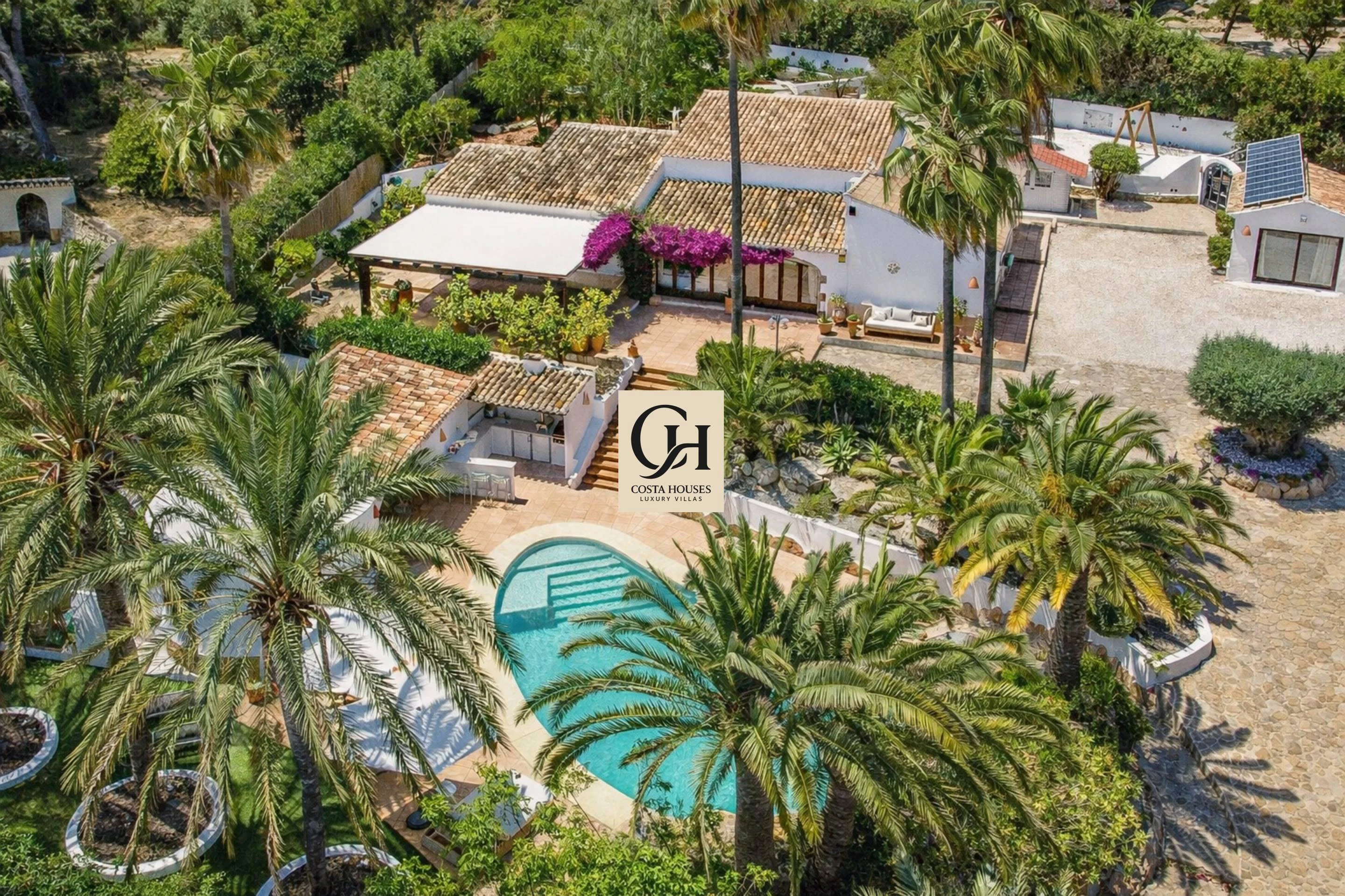 2840V_SERENA - VILLA SERENA · MEDITERRANE GÄRTEN, PRIVATSPHÄRE UND LEBENSSTIL IN LA LLUCA, JÁVEA