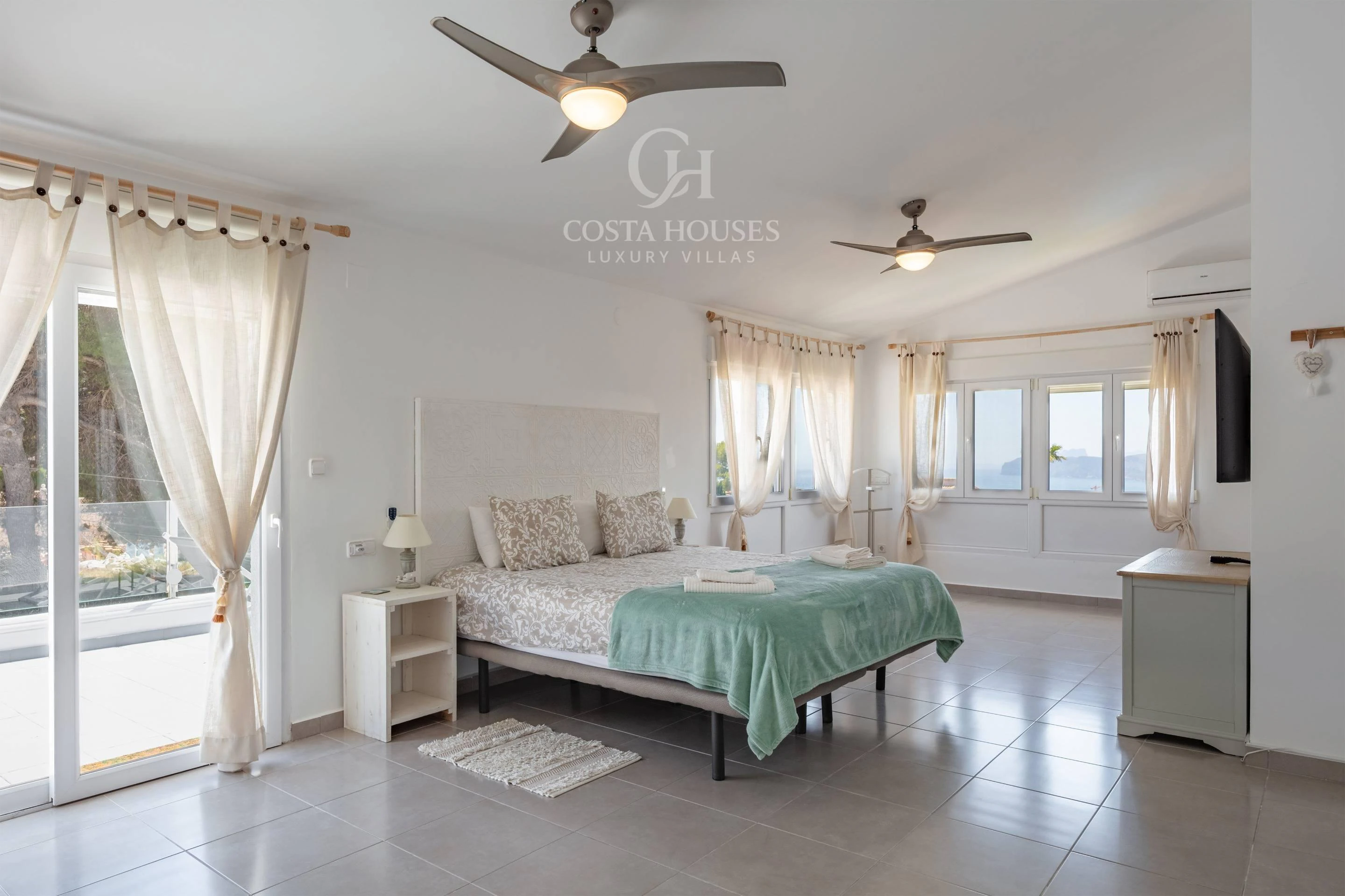 2871V_AMARA - VILLA AMARA · LUZ MEDITERRANEA Y VISTAS AL MAR EN JAVEA