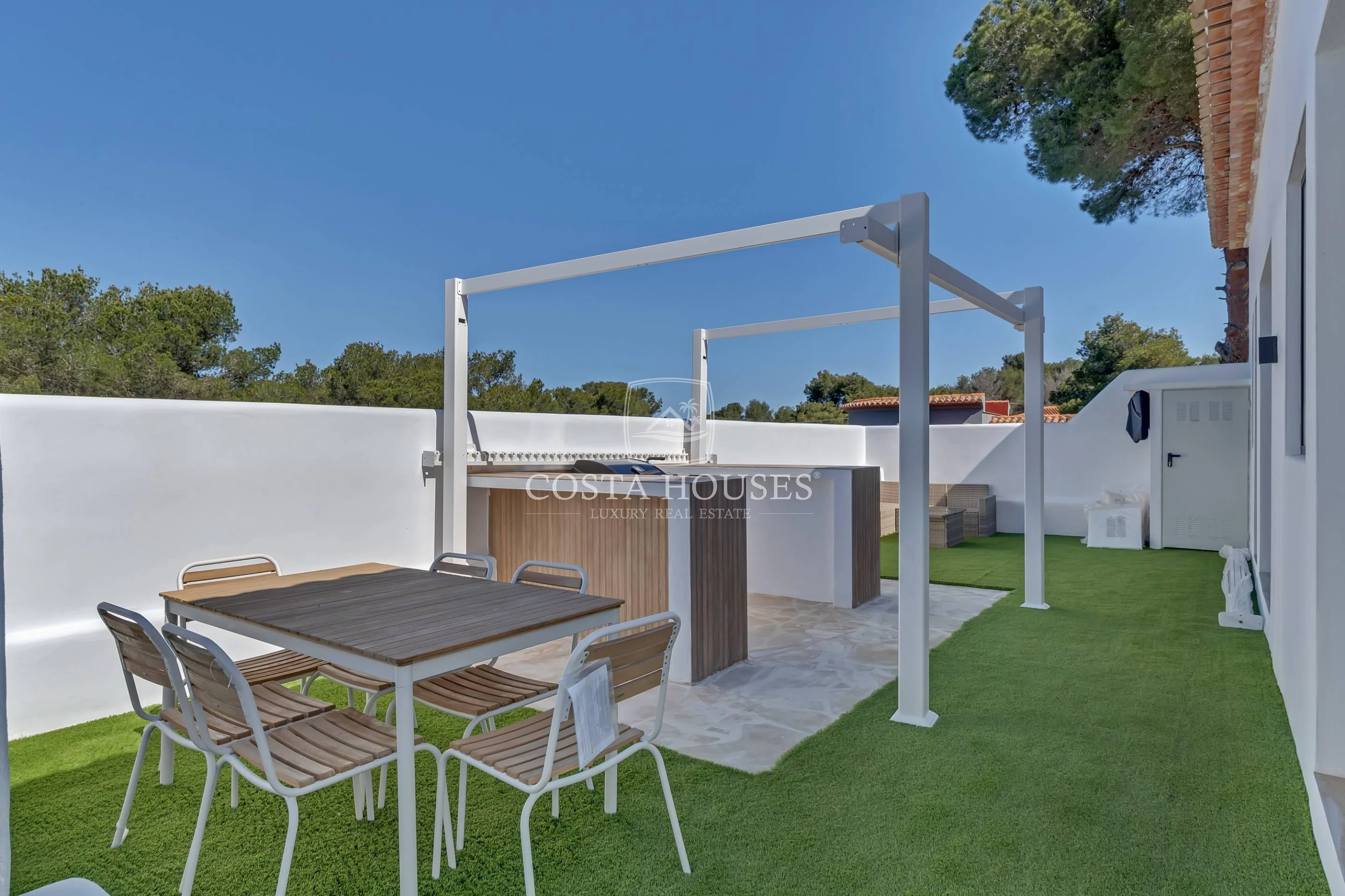 2674AD_SANTORINI - SANTORINI RESIDENTIAL COMPLEX · MEDITERRANEAN-STYLE TOWNHOUSES FOR SALE IN JAVEA XABIA