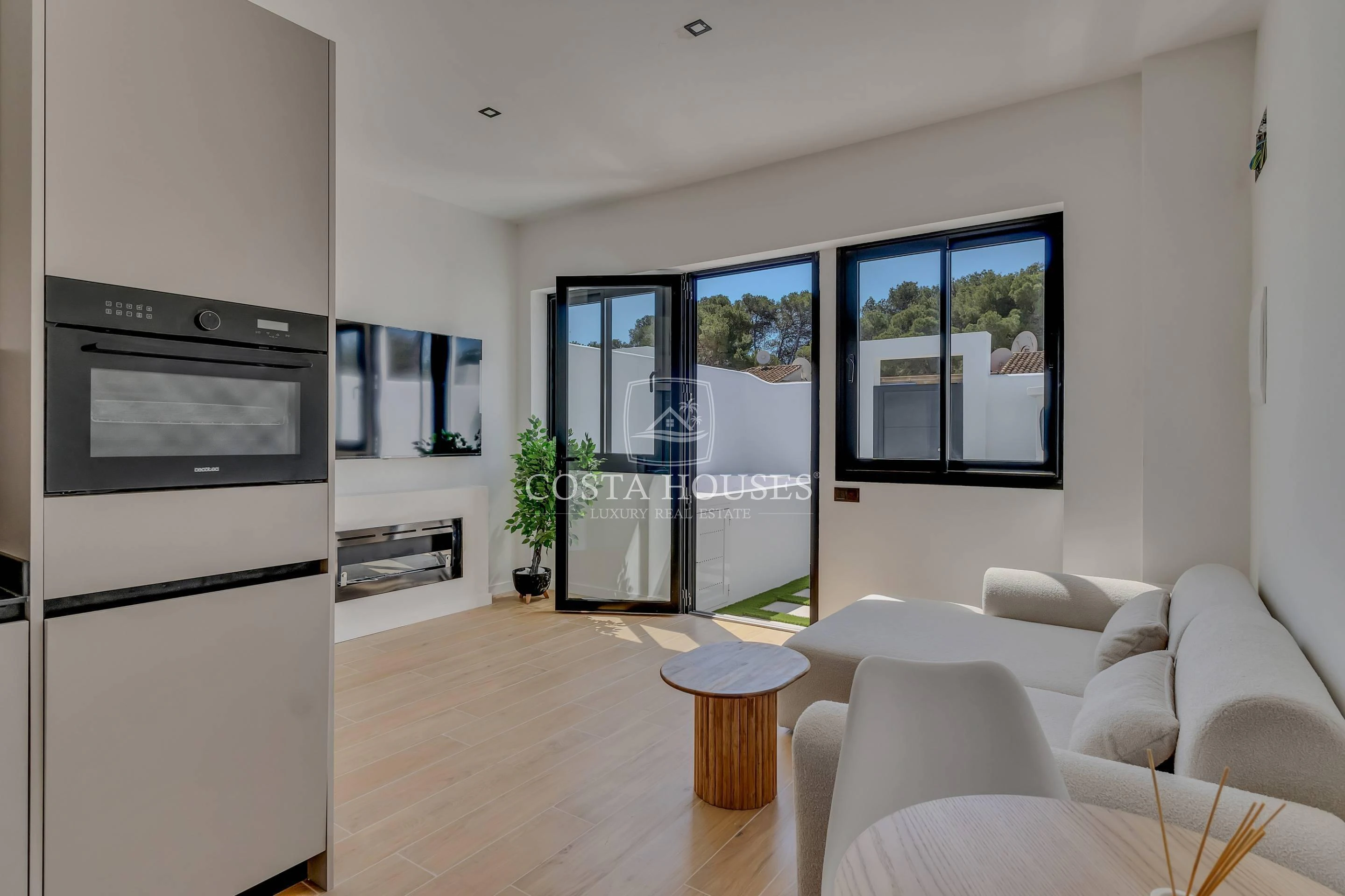 2674AD_SANTORINI - SANTORINI RESIDENTIAL COMPLEX · MEDITERRANEAN-STYLE TOWNHOUSES FOR SALE IN JAVEA XABIA