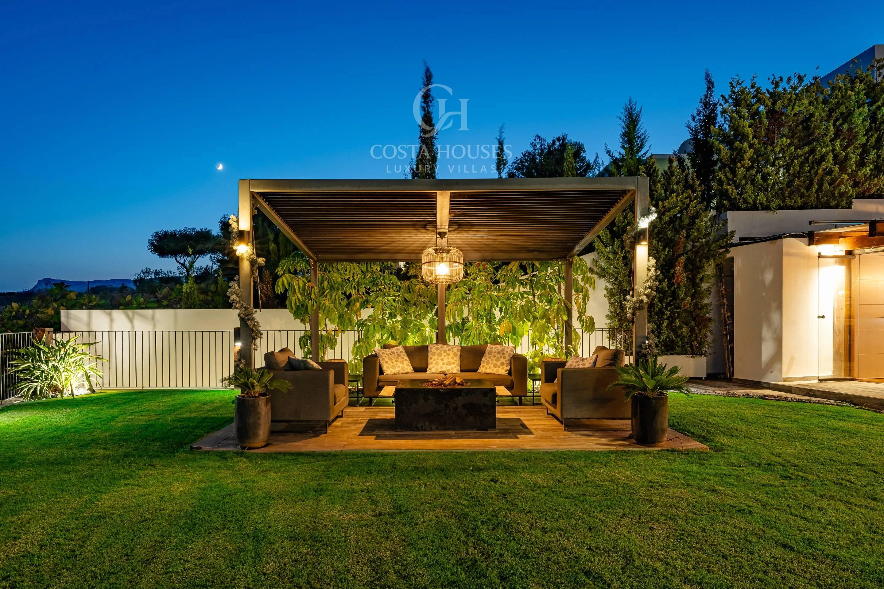 2760VL_ECLIPSE - VILLA ECLIPSE · ARCHITECTURE MONUMENTALE AVEC VUE SUR LA MER, BENISSA COSTA
