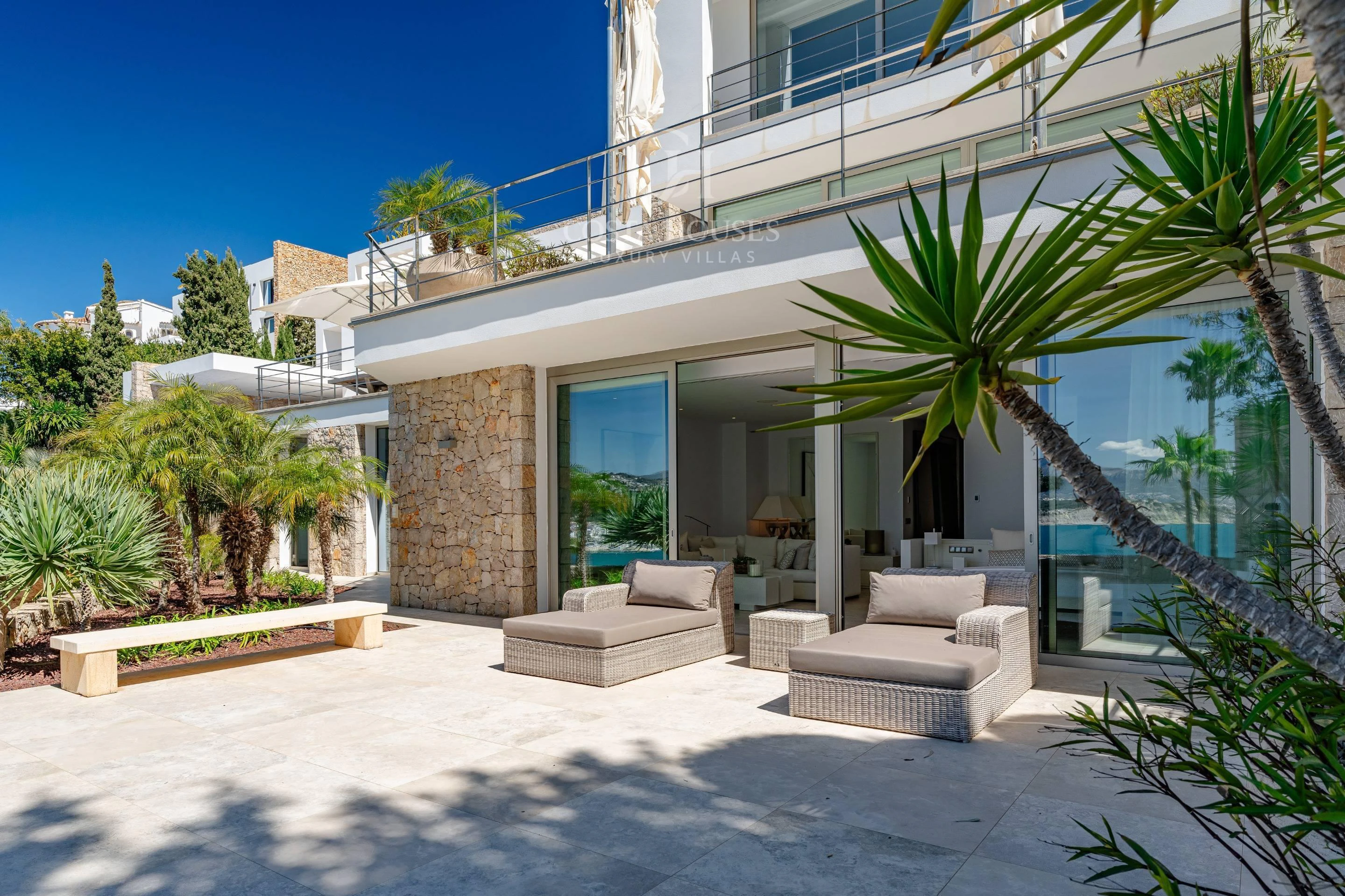 2872VL_AMARE - VILLA AMARE · MEDITERRANEAN HORIZON IN EL PORTET, MORAIRA