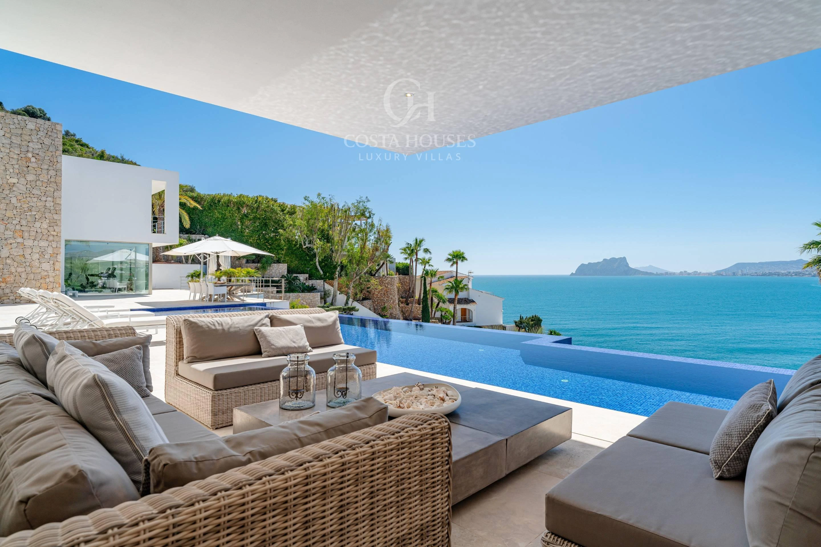 2872VL_AMARE - VILLA AMARE · MEDITERRANEAN HORIZON IN EL PORTET, MORAIRA