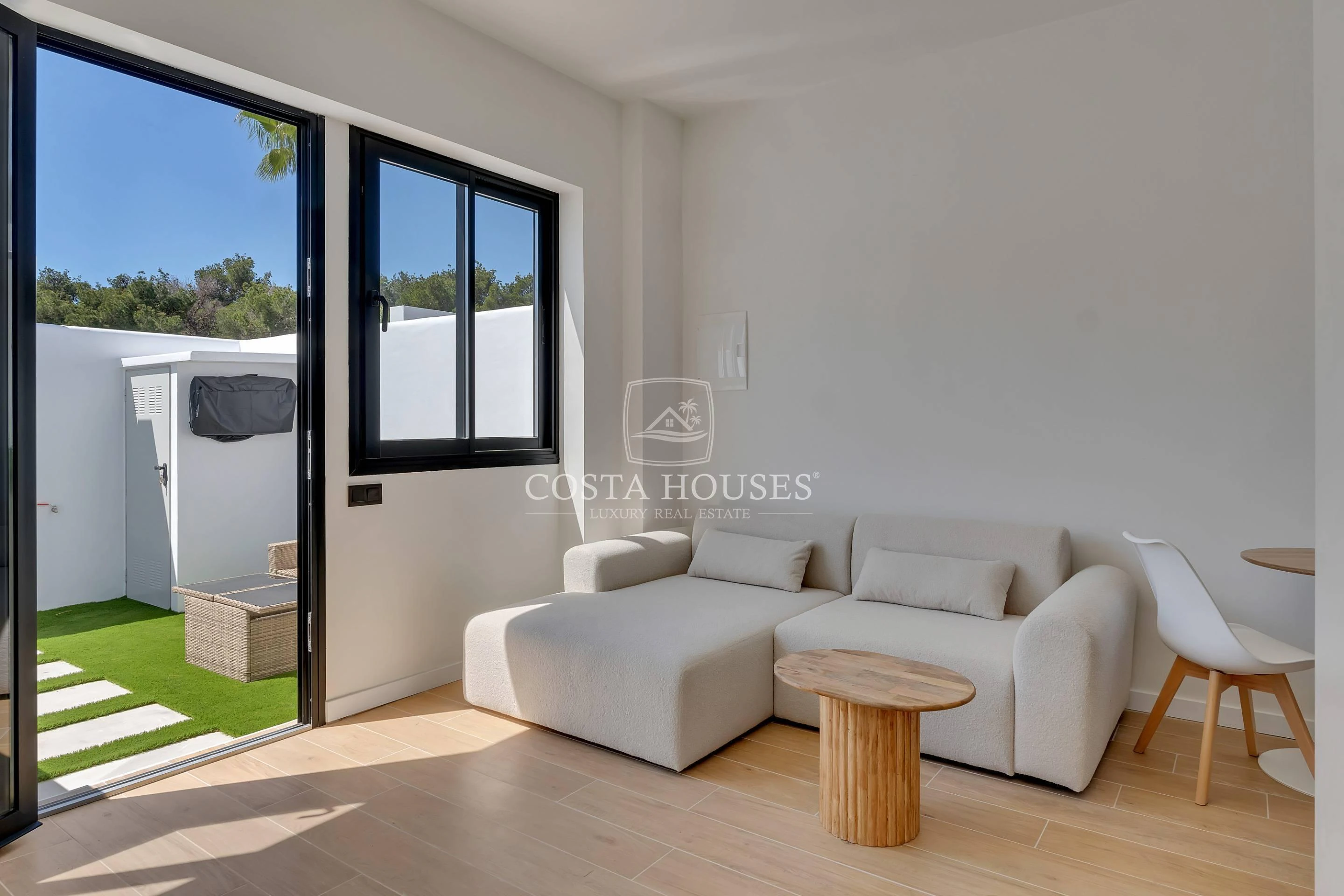2674AD_SANTORINI - SANTORINI RESIDENTIAL COMPLEX · MEDITERRANEAN-STYLE TOWNHOUSES FOR SALE IN JAVEA XABIA