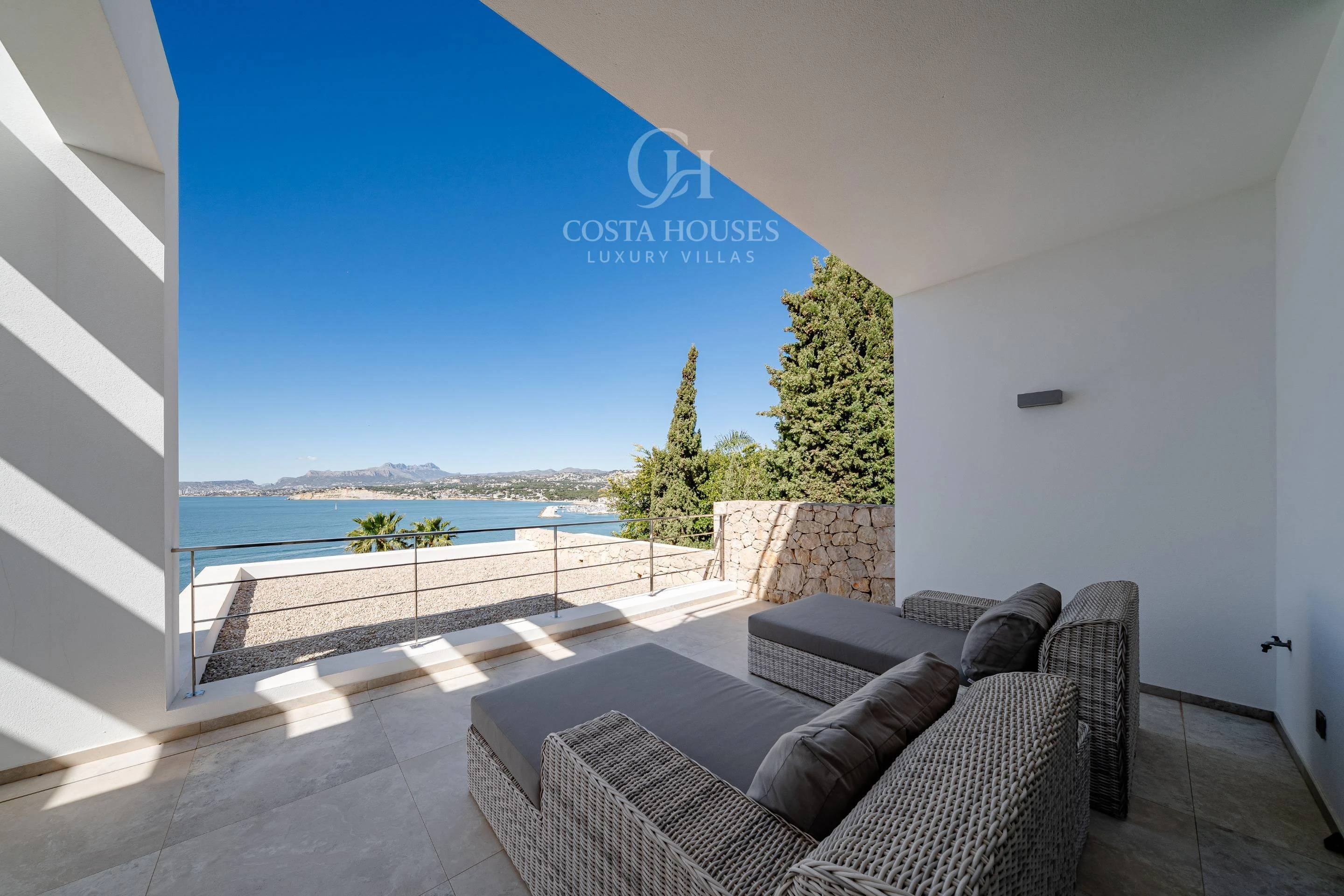 2872VL_AMARE - VILLA AMARE · MEDITERRANEAN HORIZON IN EL PORTET, MORAIRA