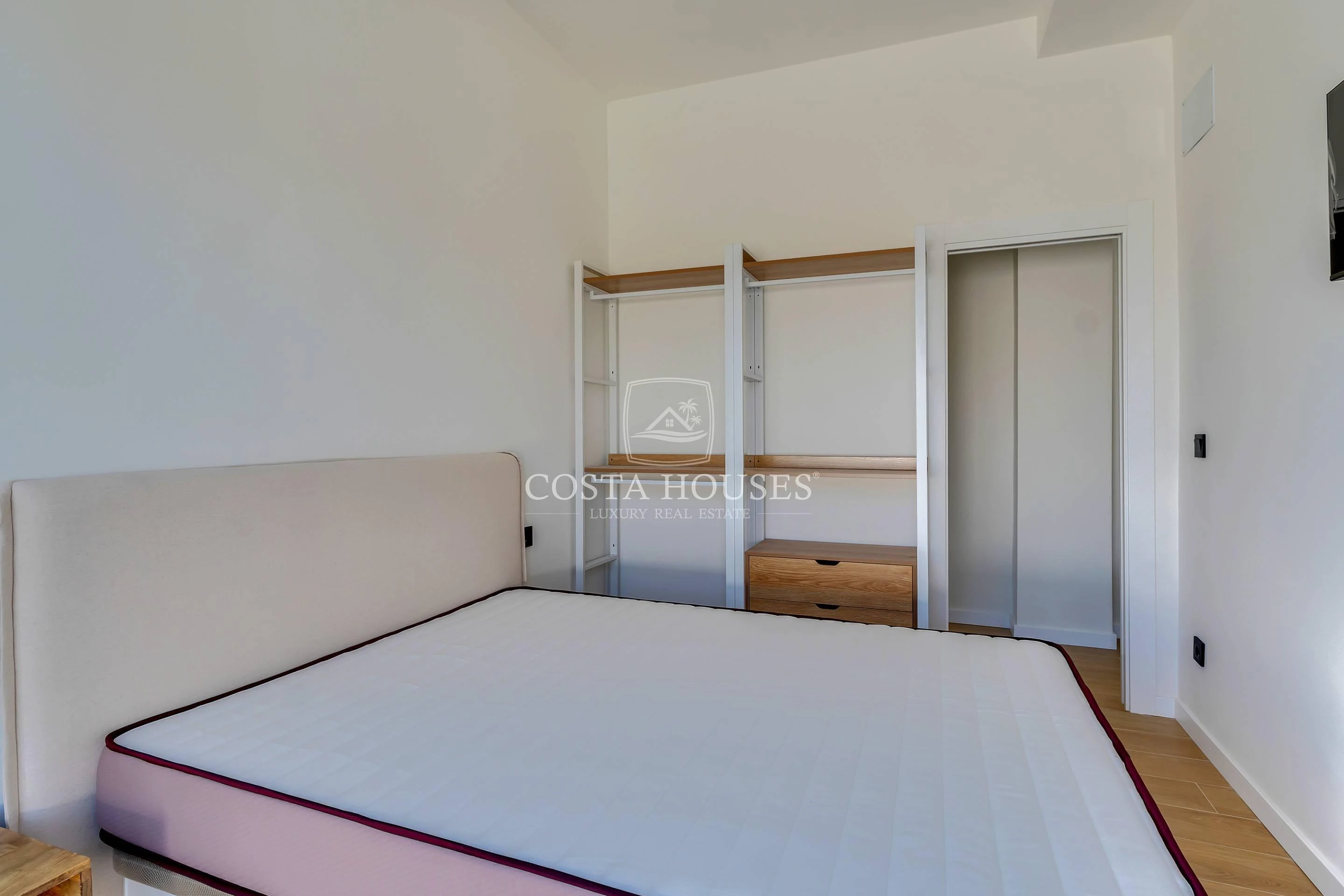 2674AD_SANTORINI - SANTORINI RESIDENTIAL COMPLEX · MEDITERRANEAN-STYLE TOWNHOUSES FOR SALE IN JAVEA XABIA