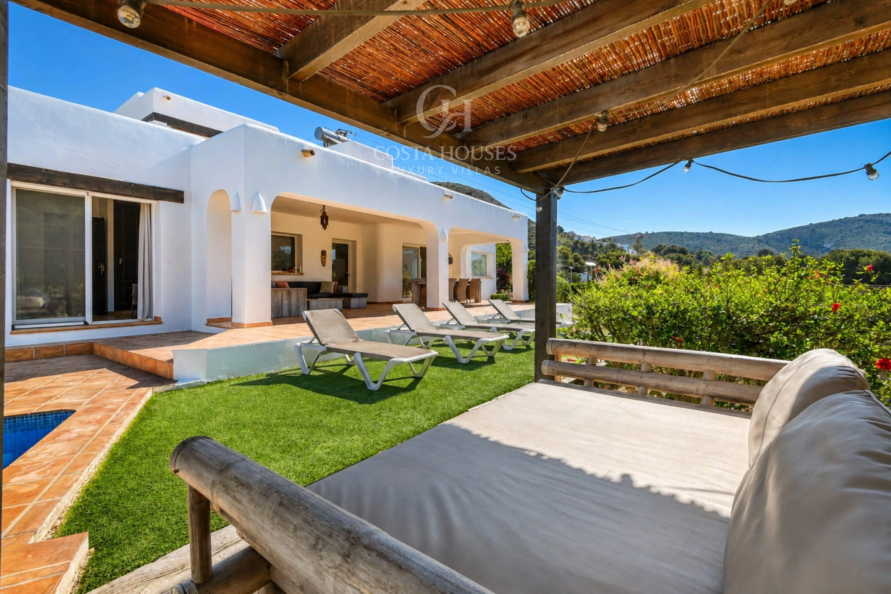2875V_LIRIA - VILLA LIRIA · MEDITERRANE GELASSENHEIT IN EL PORTET MORAIRA