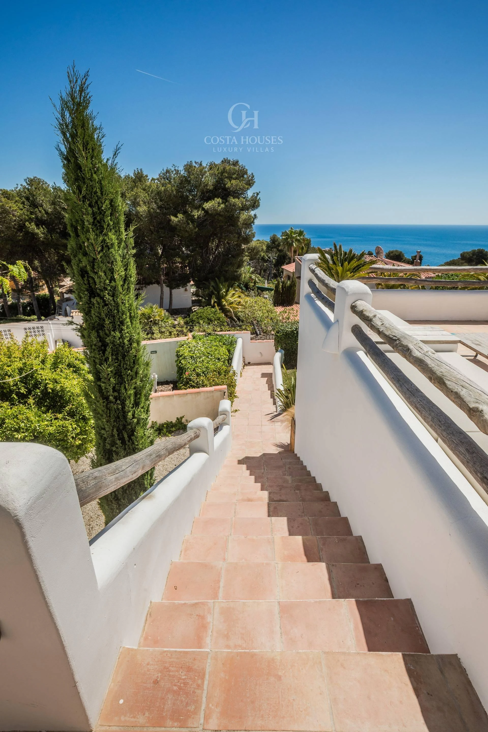 VILLA LUMINA MAR · VENTA PROPIEDAD MEDITERRÁNEA CON VISTAS AL MAR EN BALCÓN AL MAR · JÁVEA