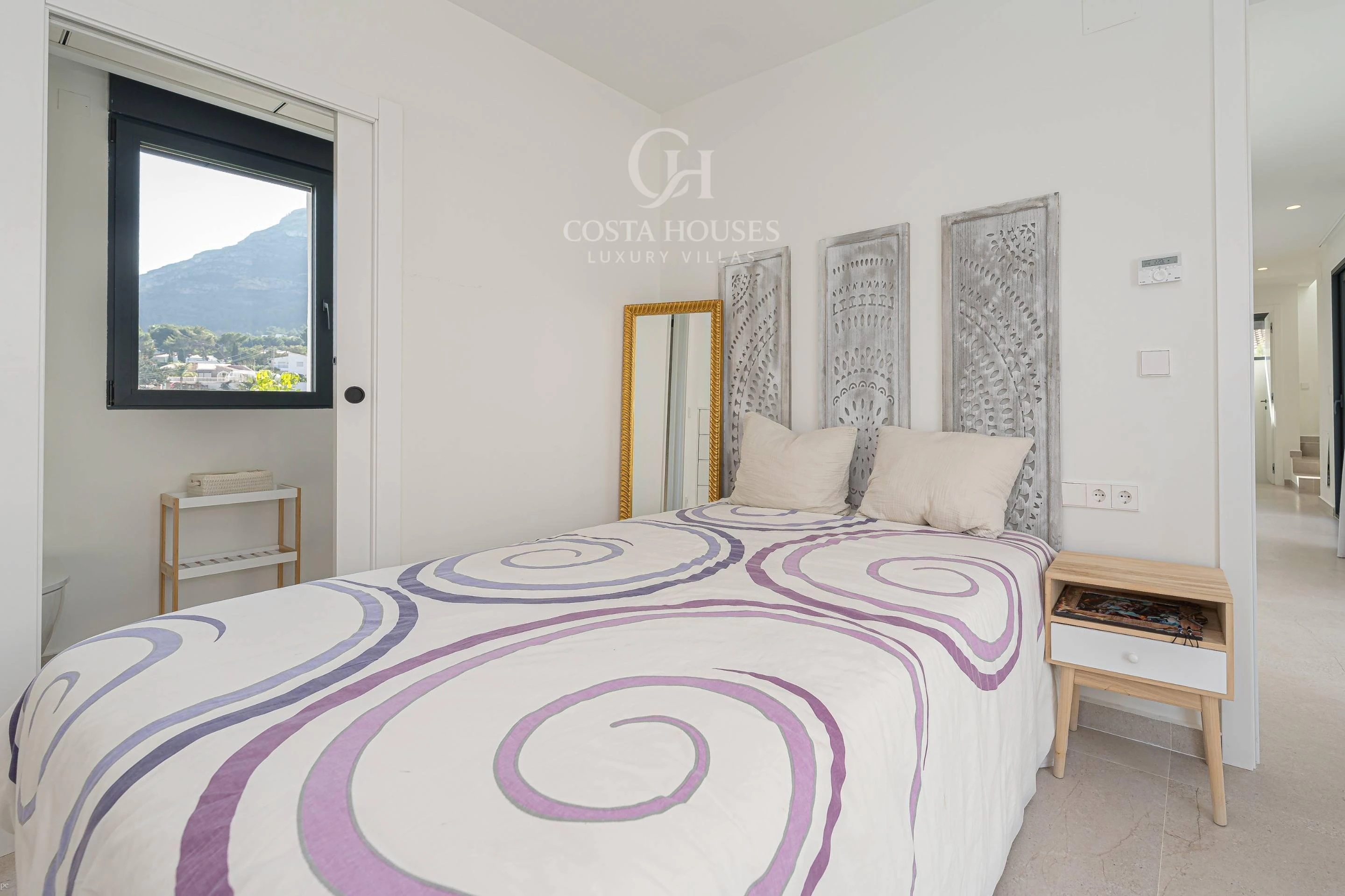 2820V_CAMPUS - VILLA CAMPUS · ZEITGENÖSSISCHE ARCHITEKTUR MIT MEER- UND MONTGÓ-BLICK, DÉNIA
