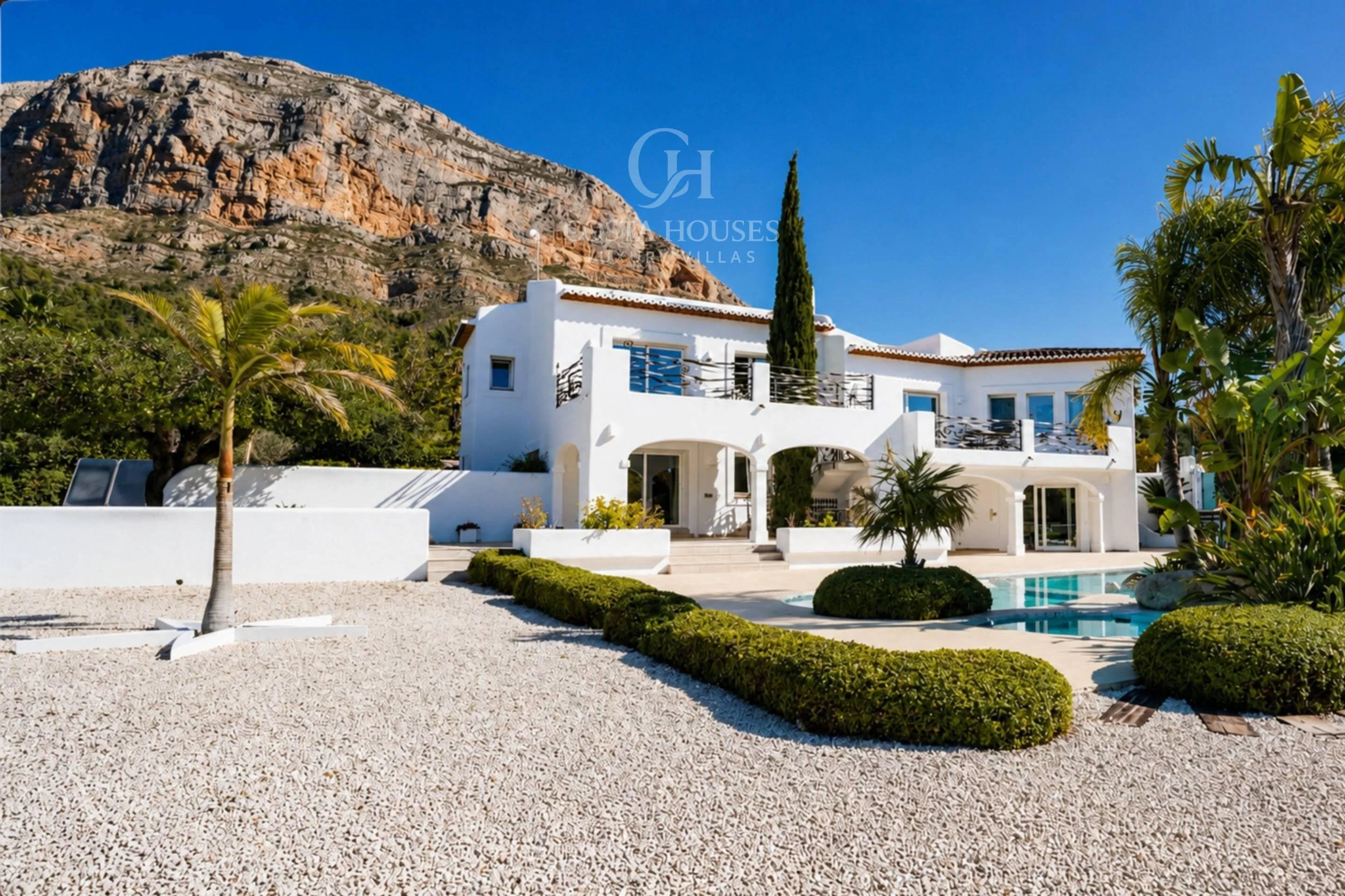 2876V_SOLANA - VILLA SOLANA · WEISSE ARCHITEKTUR ZWISCHEN GÄRTEN UND MONTGO JAVEA