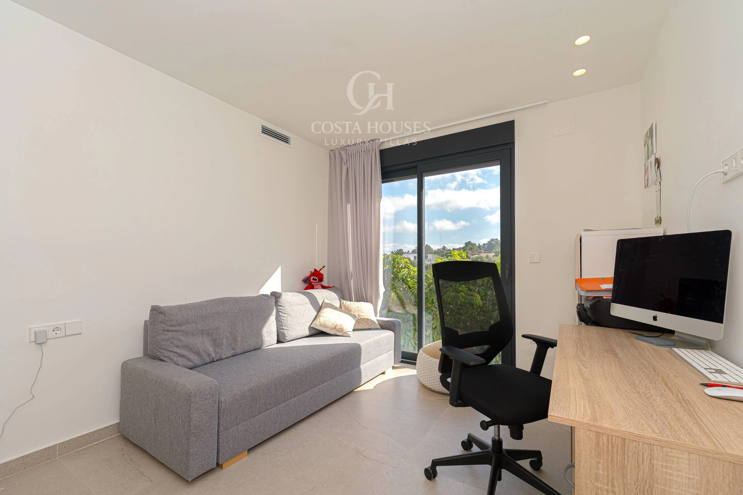 2820V_CAMPUS - VILLA CAMPUS · ZEITGENÖSSISCHE ARCHITEKTUR MIT MEER- UND MONTGÓ-BLICK, DÉNIA