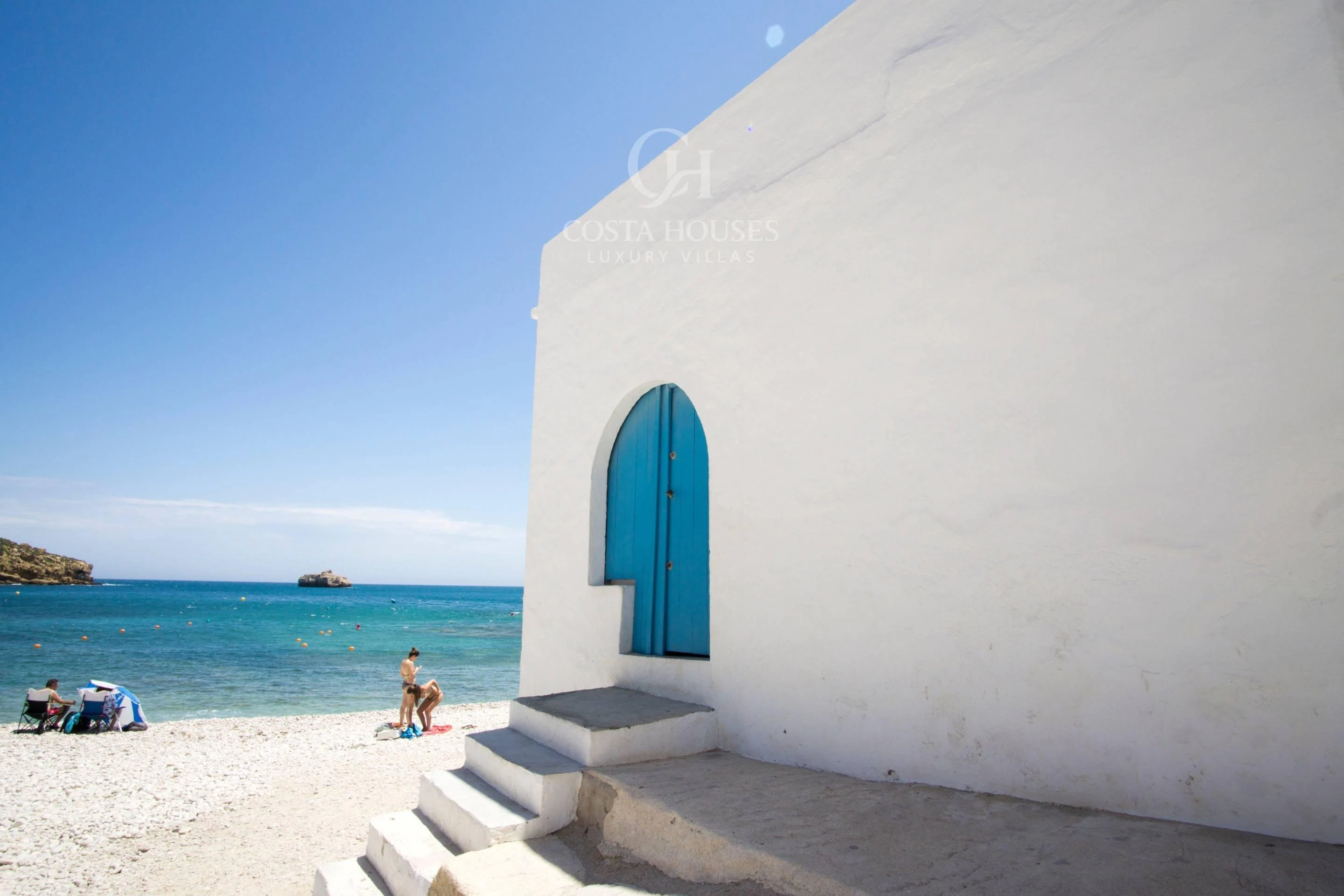 2826VL_ISOLABLU - VILLA ISOLA BLU · MEDITERRANER SONNENAUFGANG AM HORIZONT VON IBIZA, JÁVEA