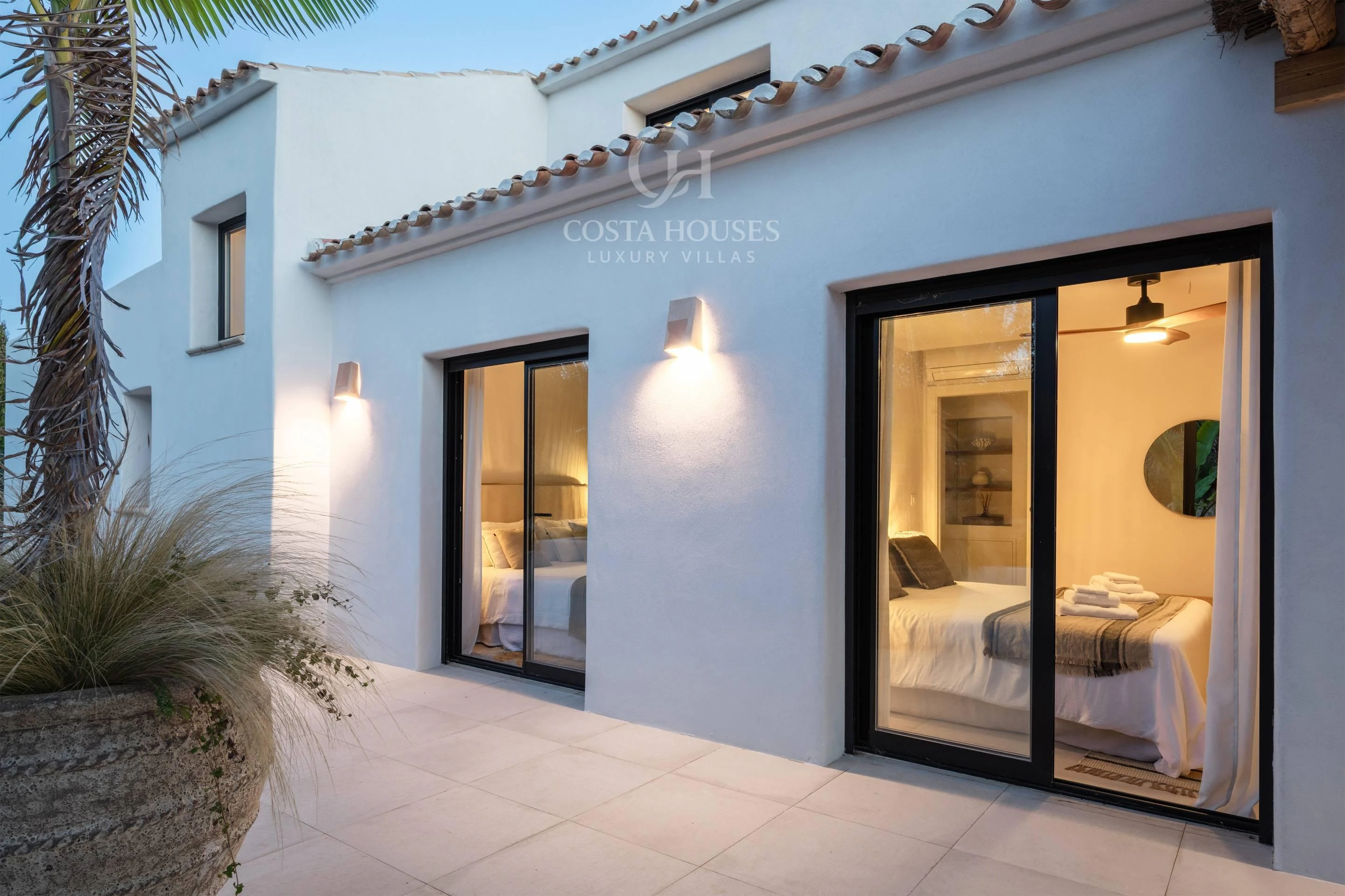 2799VL_ROMER - VILLA ROMER · DAS MEER ALS HORIZONT BEI LA GRANADELLA, JAVEA - ALICANTE