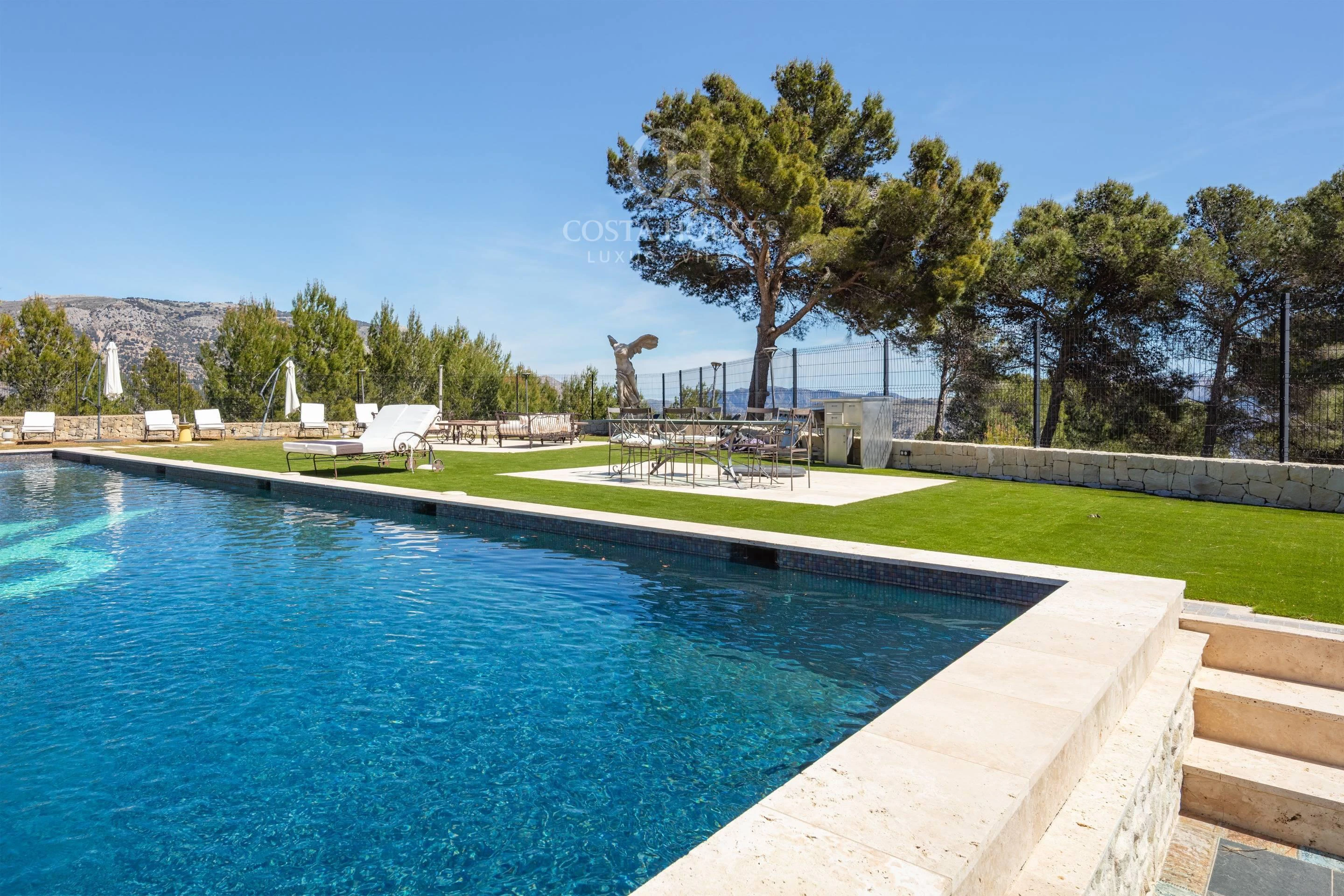 2854VL_SIERRAAZUL - FINCA SIERRA AZUL · PRIVATES REFUGIUM ZWISCHEN MEER UND BERGEN AN DER COSTA BLANCA NORD