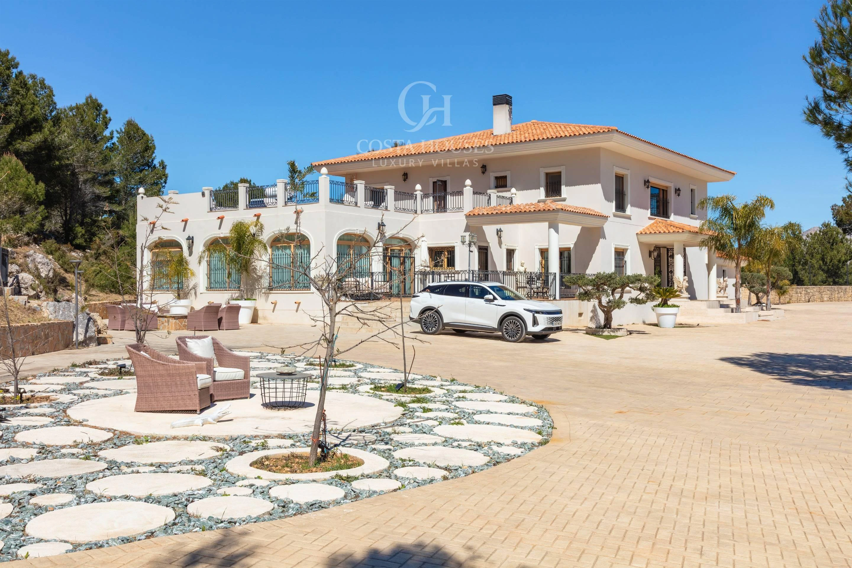 2854VL_SIERRAAZUL - FINCA SIERRA AZUL · PRIVATES REFUGIUM ZWISCHEN MEER UND BERGEN AN DER COSTA BLANCA NORD