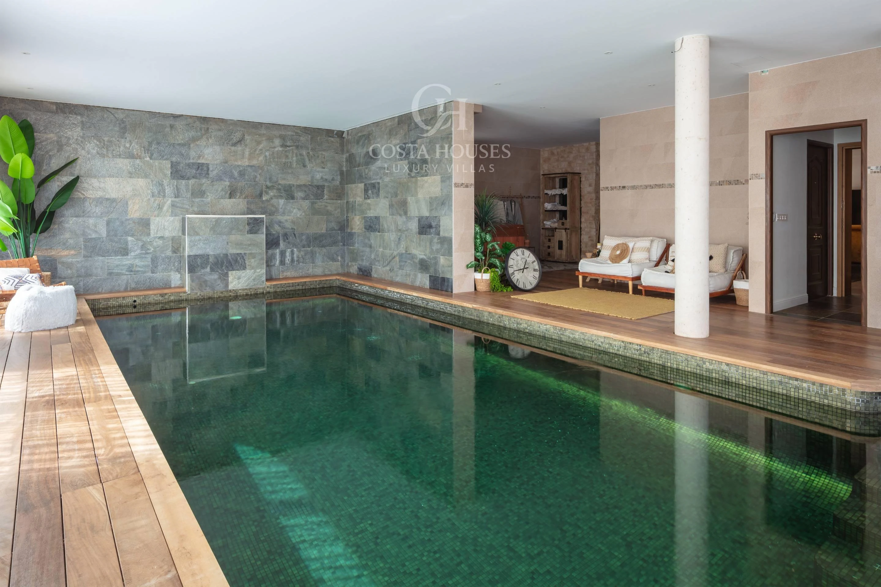 2854VL_SIERRAAZUL - FINCA SIERRA AZUL · PRIVATES REFUGIUM ZWISCHEN MEER UND BERGEN AN DER COSTA BLANCA NORD