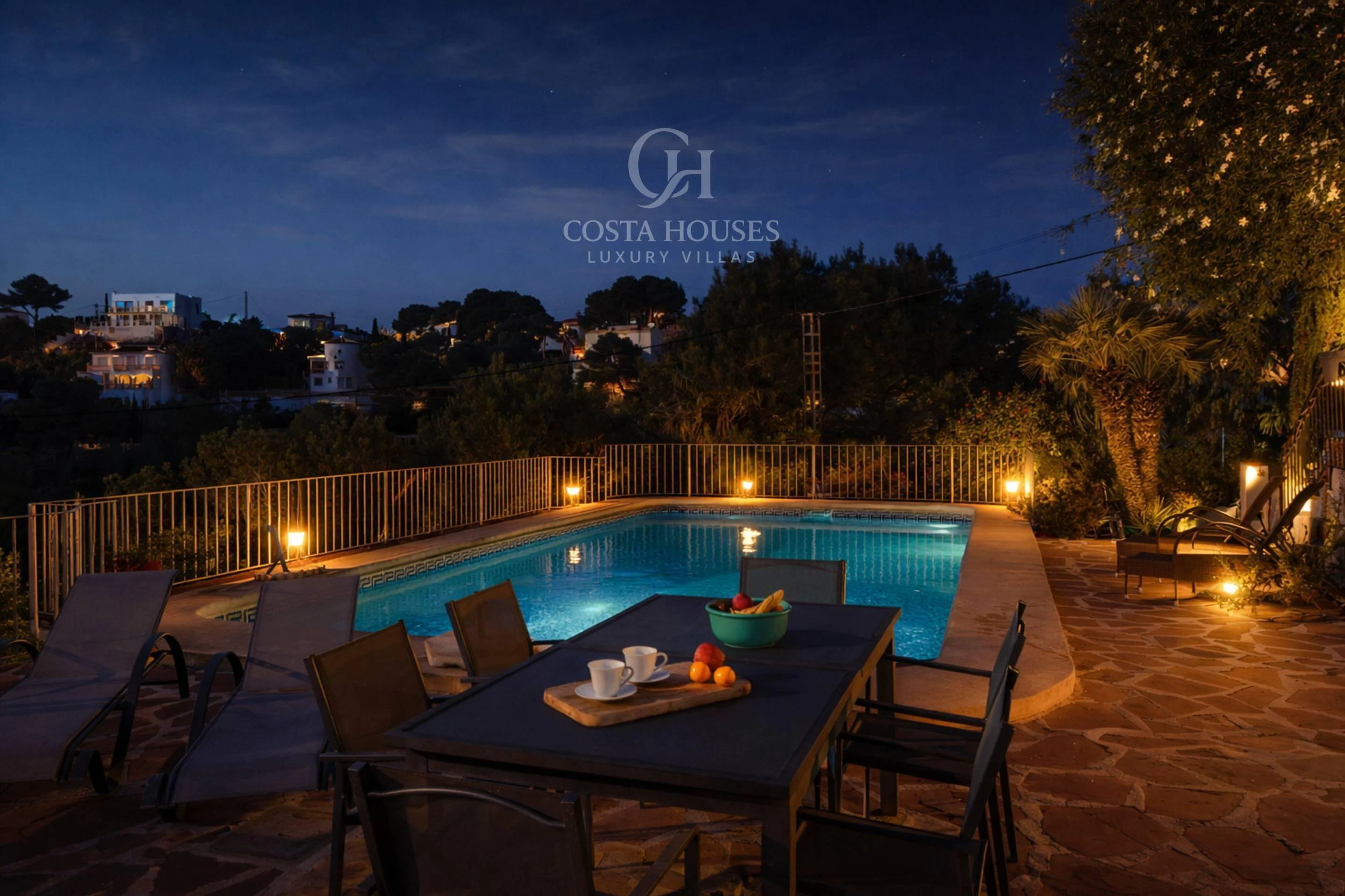 2827V_MARINA - VILLA MARINA · PANORAMABLICK AUF DAS MEER UND PRIVILEGIERTE SÜDAUSRICHTUNG IN JAVEA, COSTA BLANCA