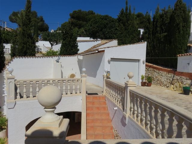 CHALET EN BENISSA 1ª LINEA