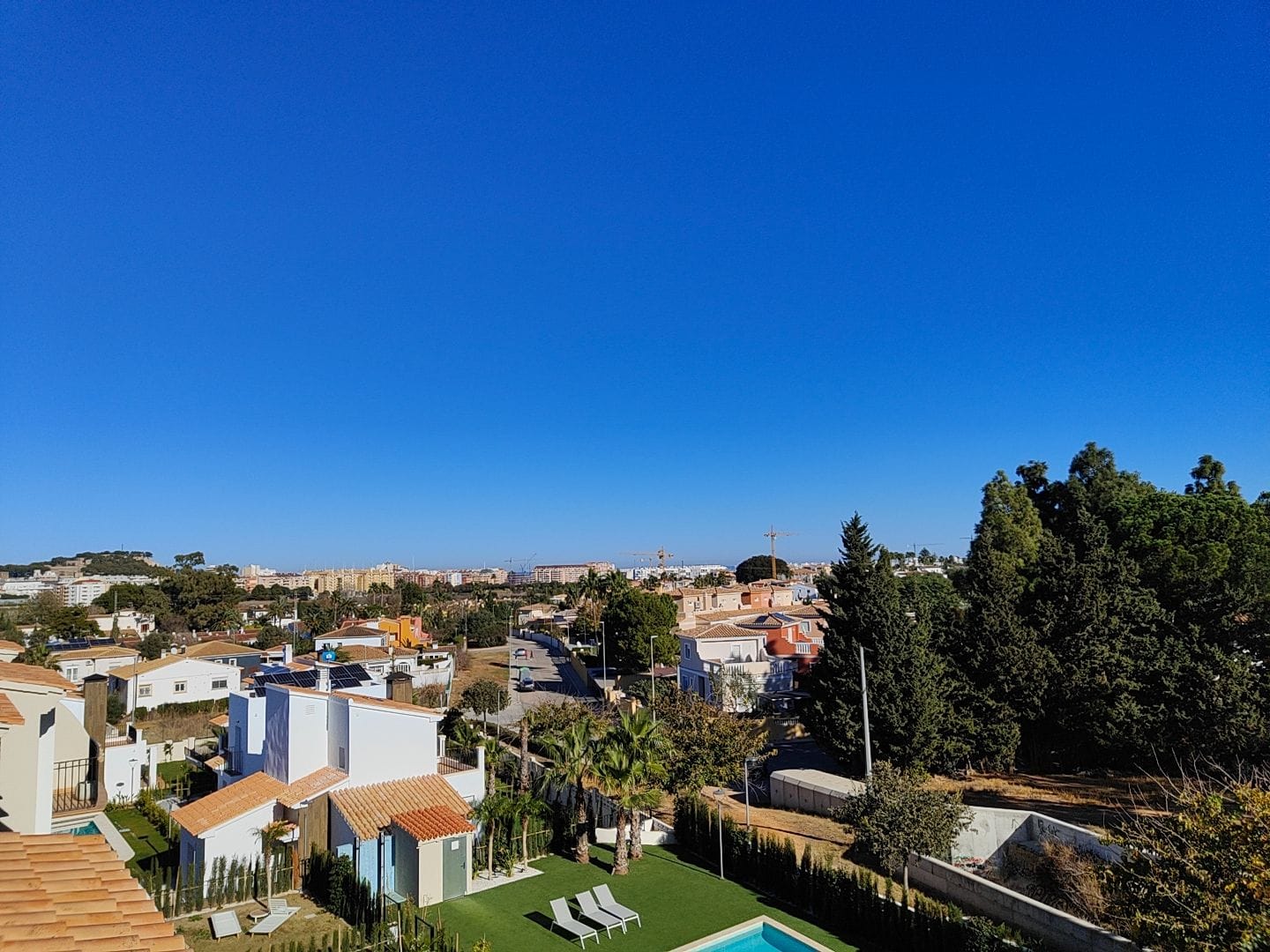 Apartamento de 2 dormitorios en la segunda planta, Dénia