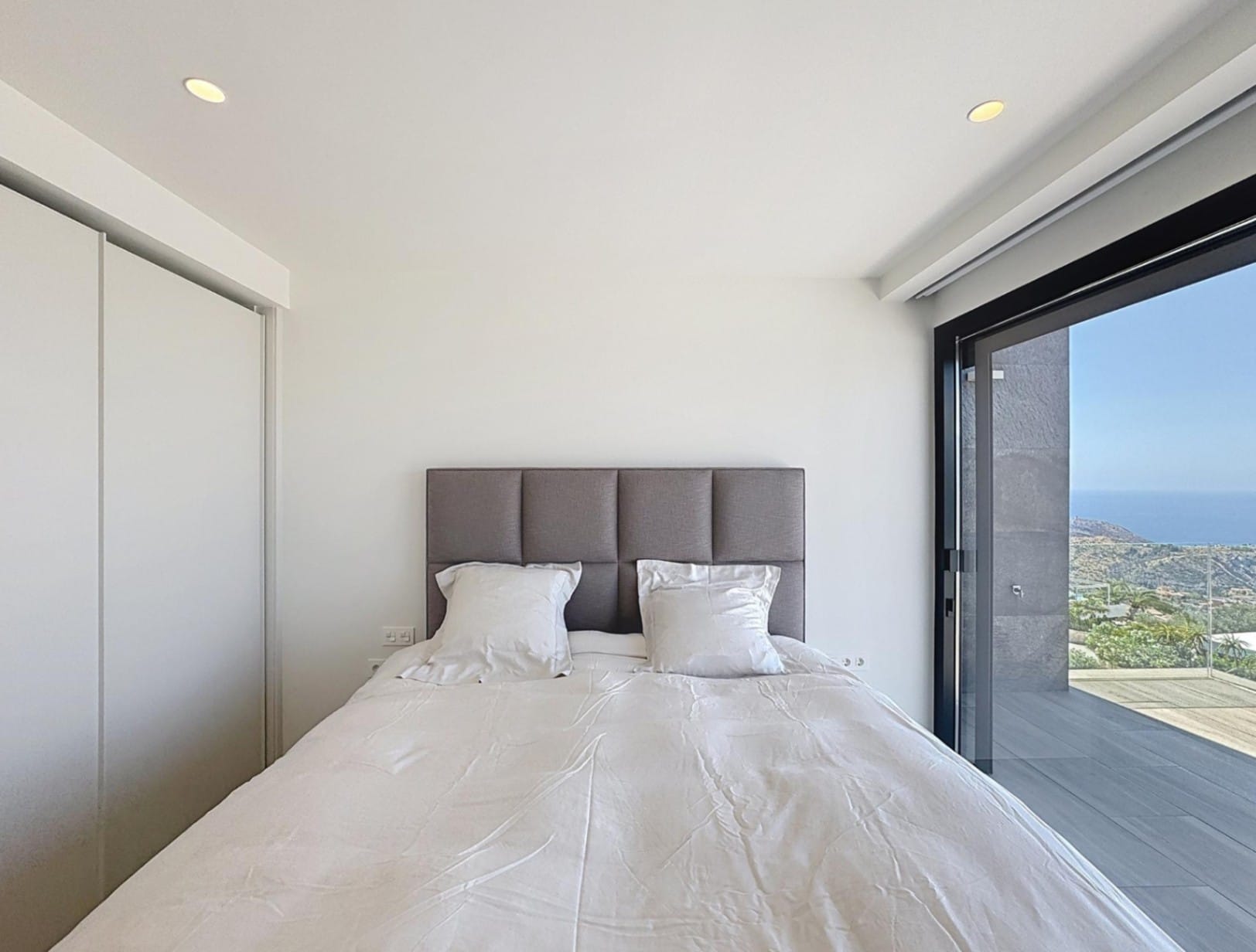 Luxe villa in Moraira met panoramisch uitzicht op zee