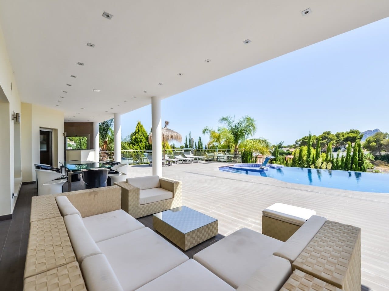 VILLA DE LUJO EN BENISSA COSTA