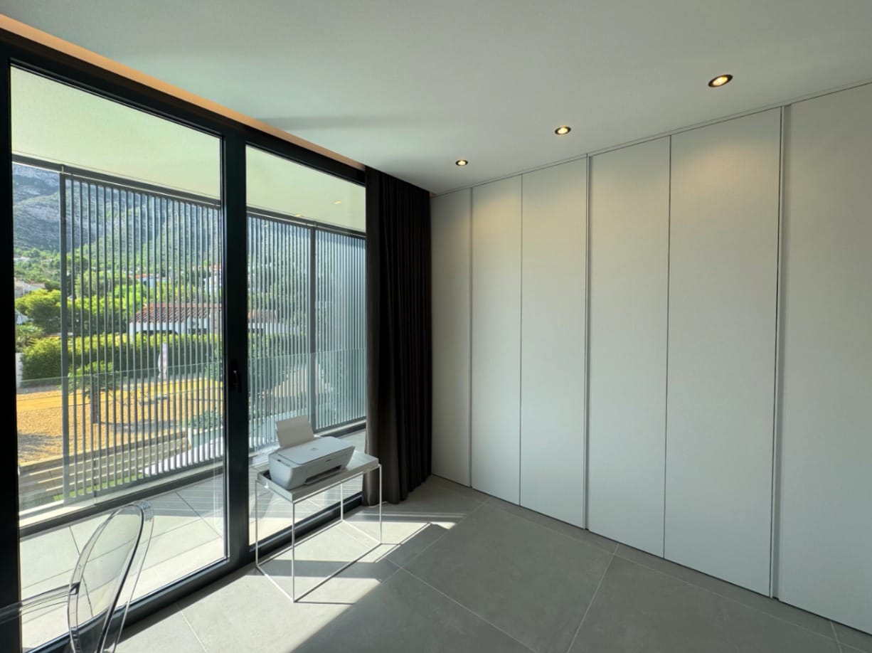 Modern chalet in Denia, energy efficiency A.