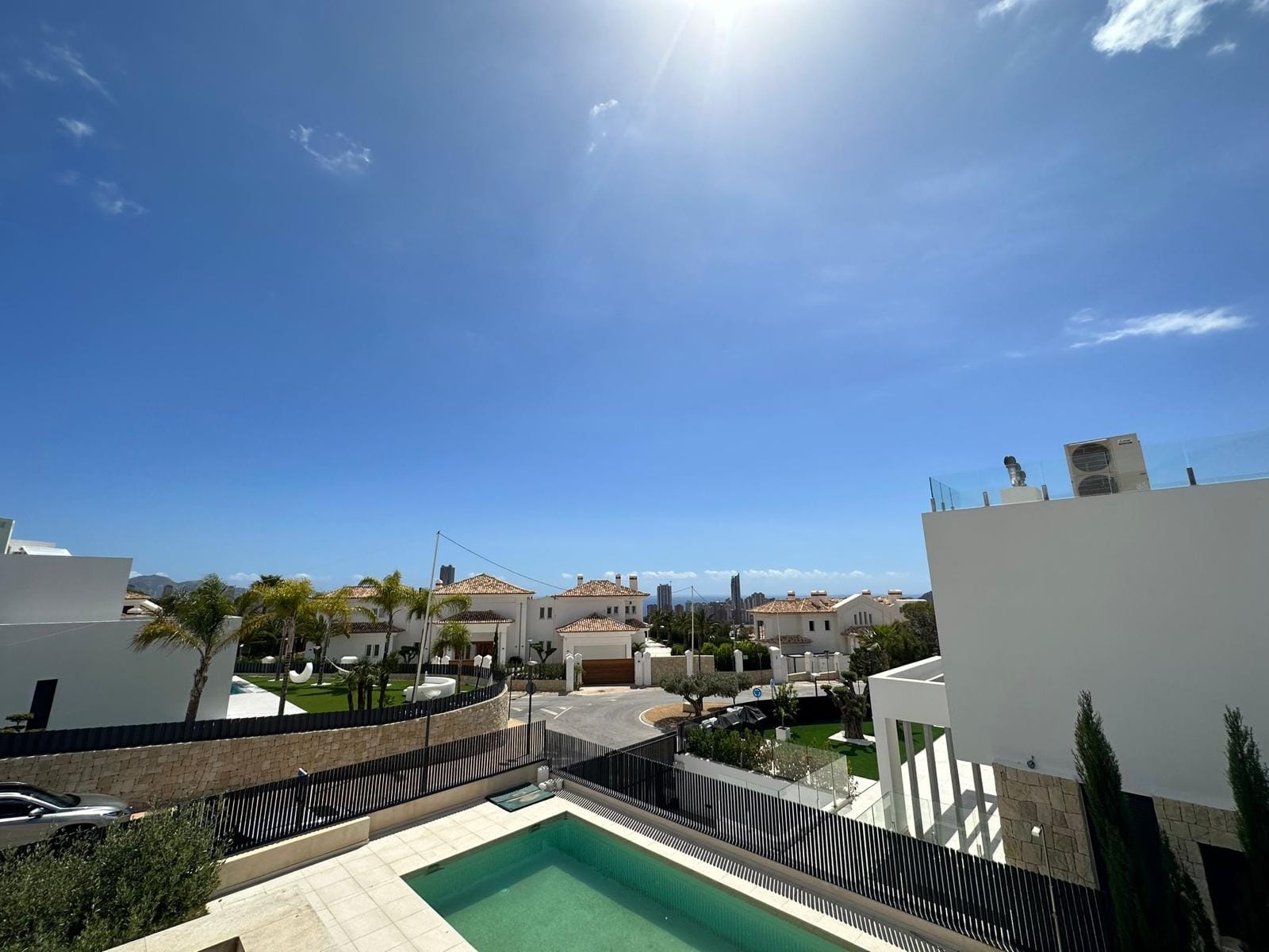 Villa a la venta con 4 habitaciones y piscina en Finestrat, Sierra Cortina