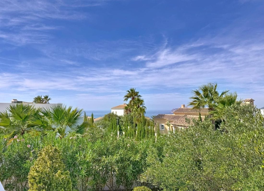 Villa moderne de 3 chambres avec vue sur la mer à Moraira